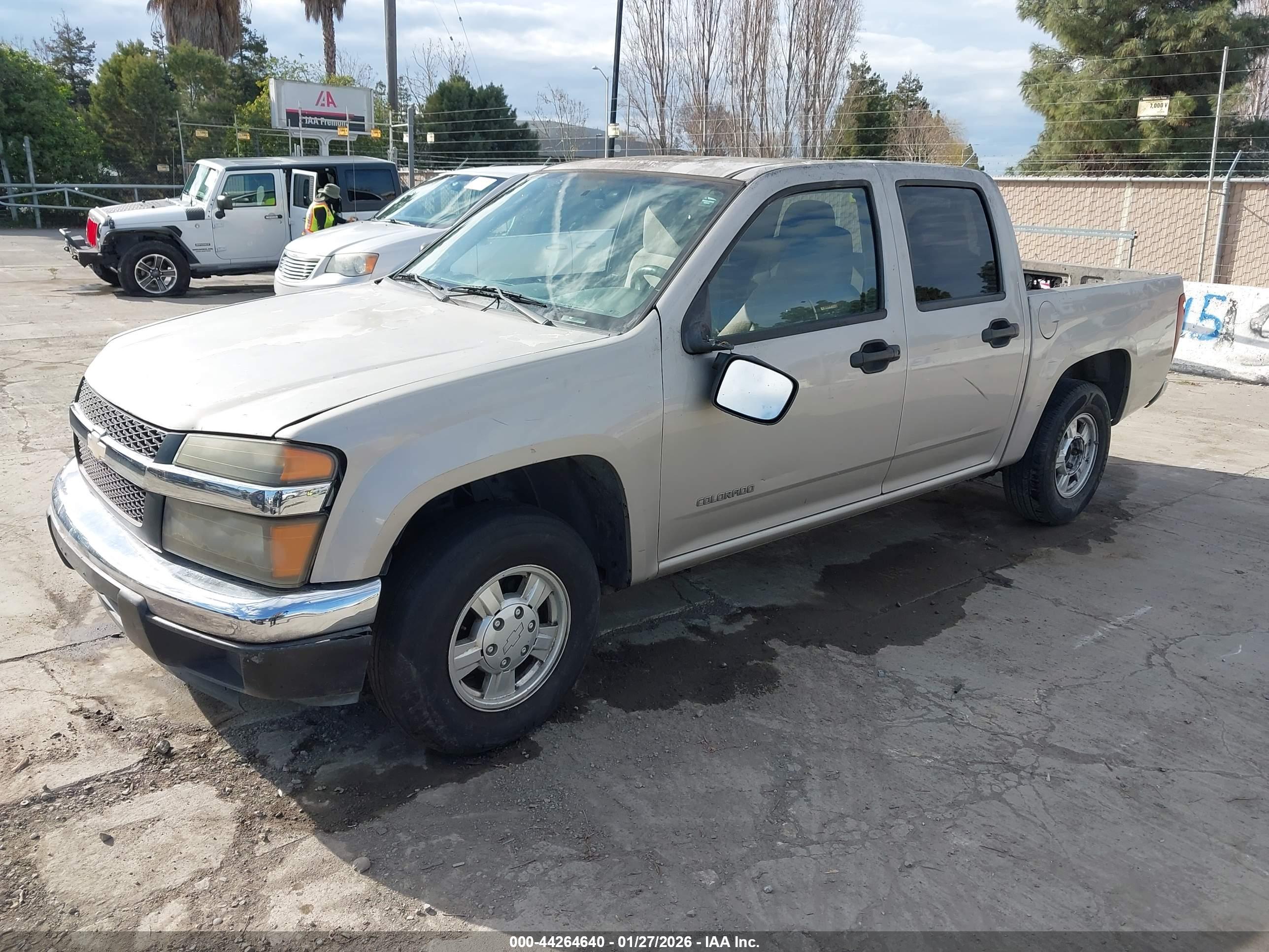 CHEVROLET COLORADO image 2