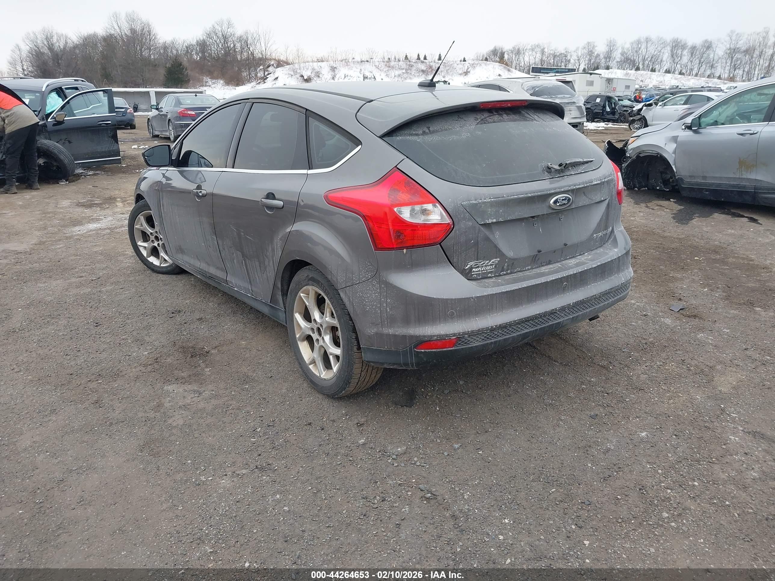 FORD FOCUS image 3