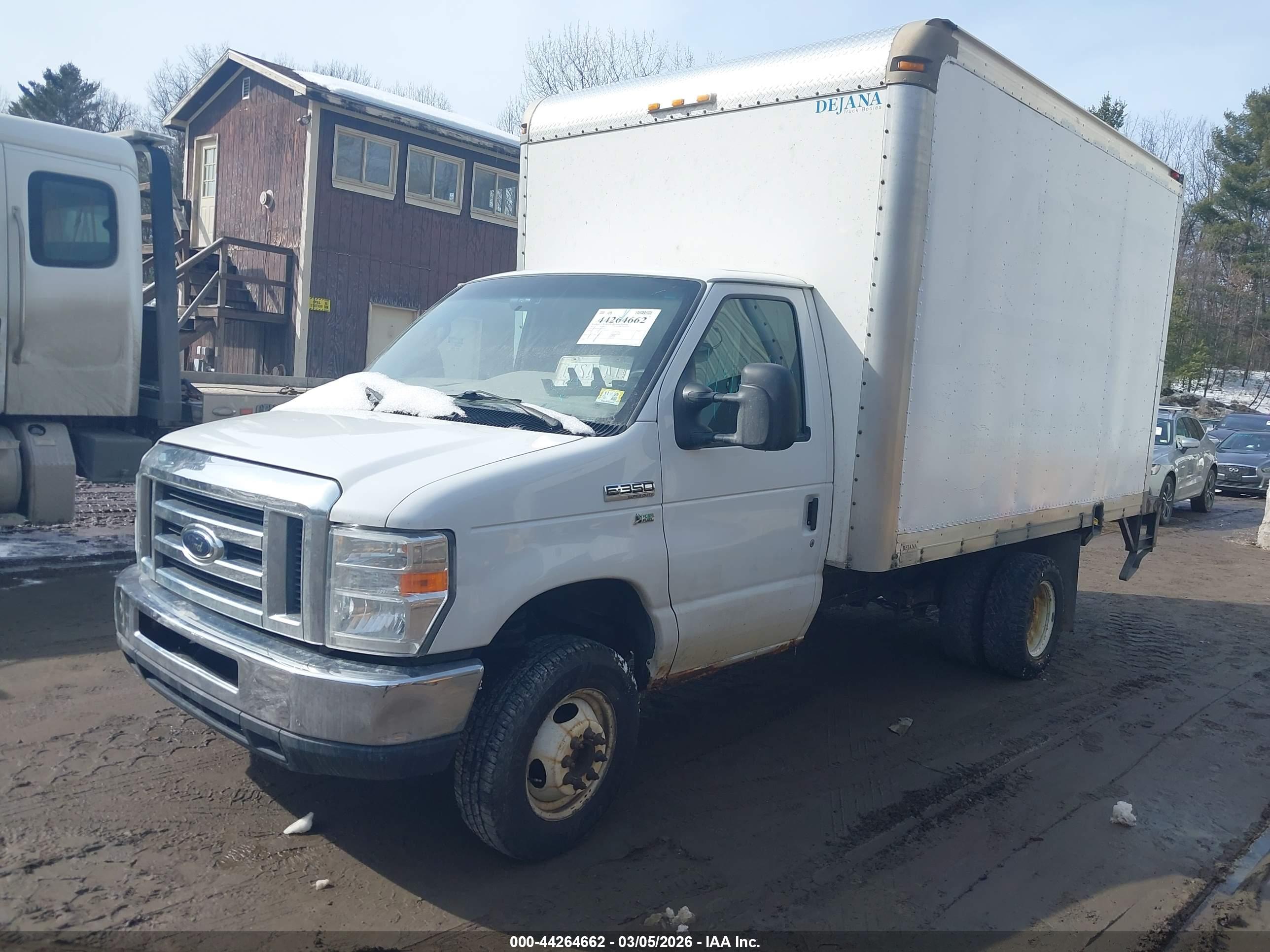 FORD E-350 image 2