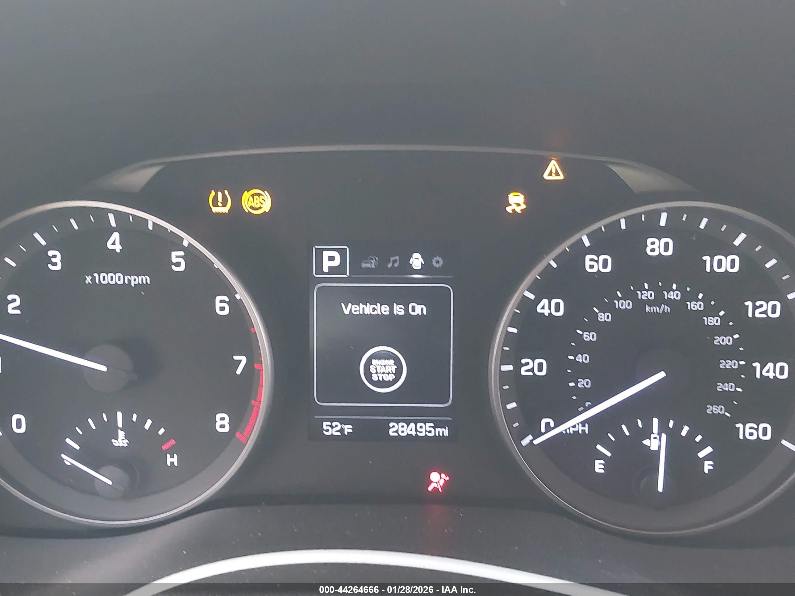 HYUNDAI ELANTRA image 7
