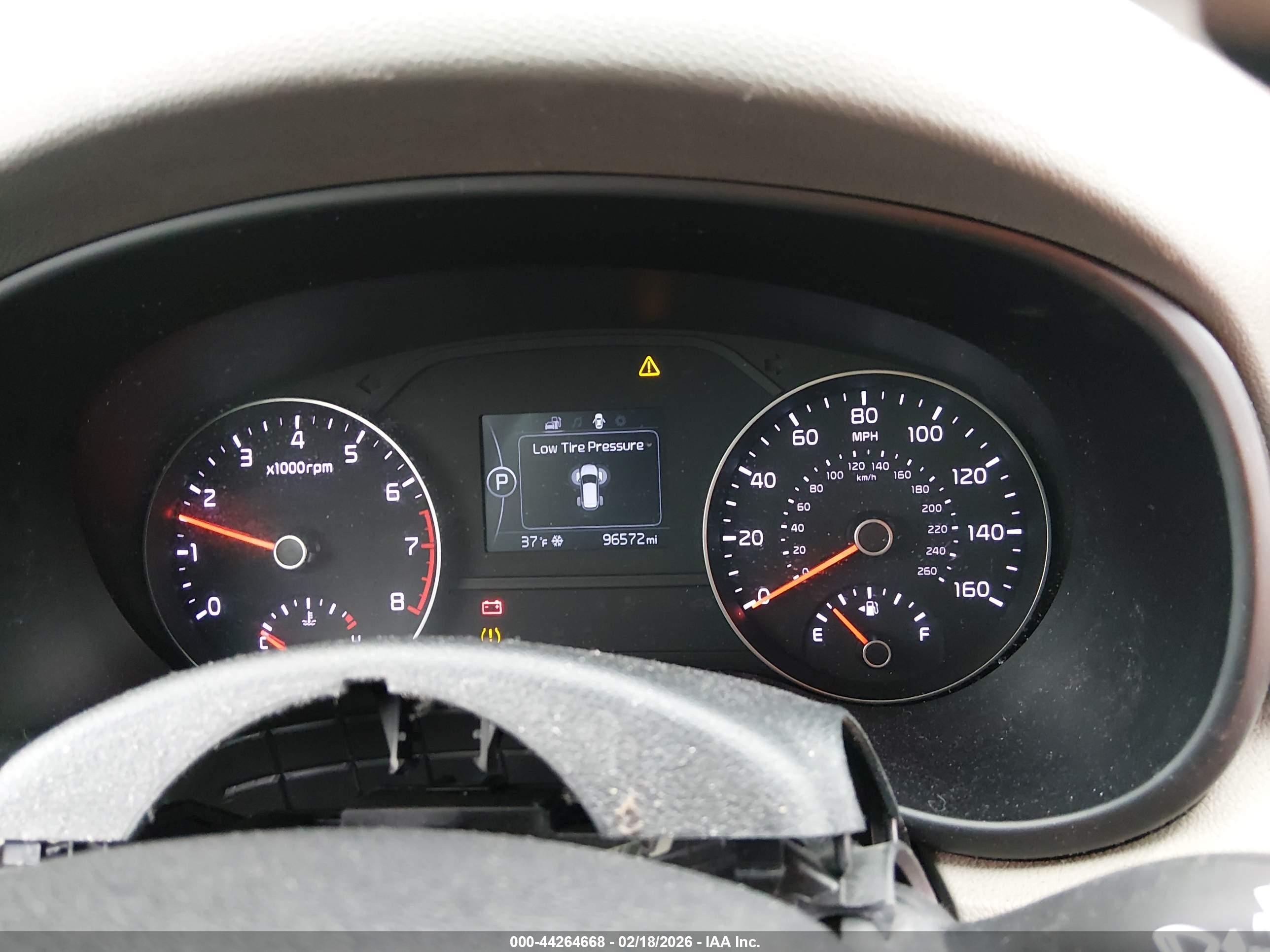 KIA SPORTAGE image 7