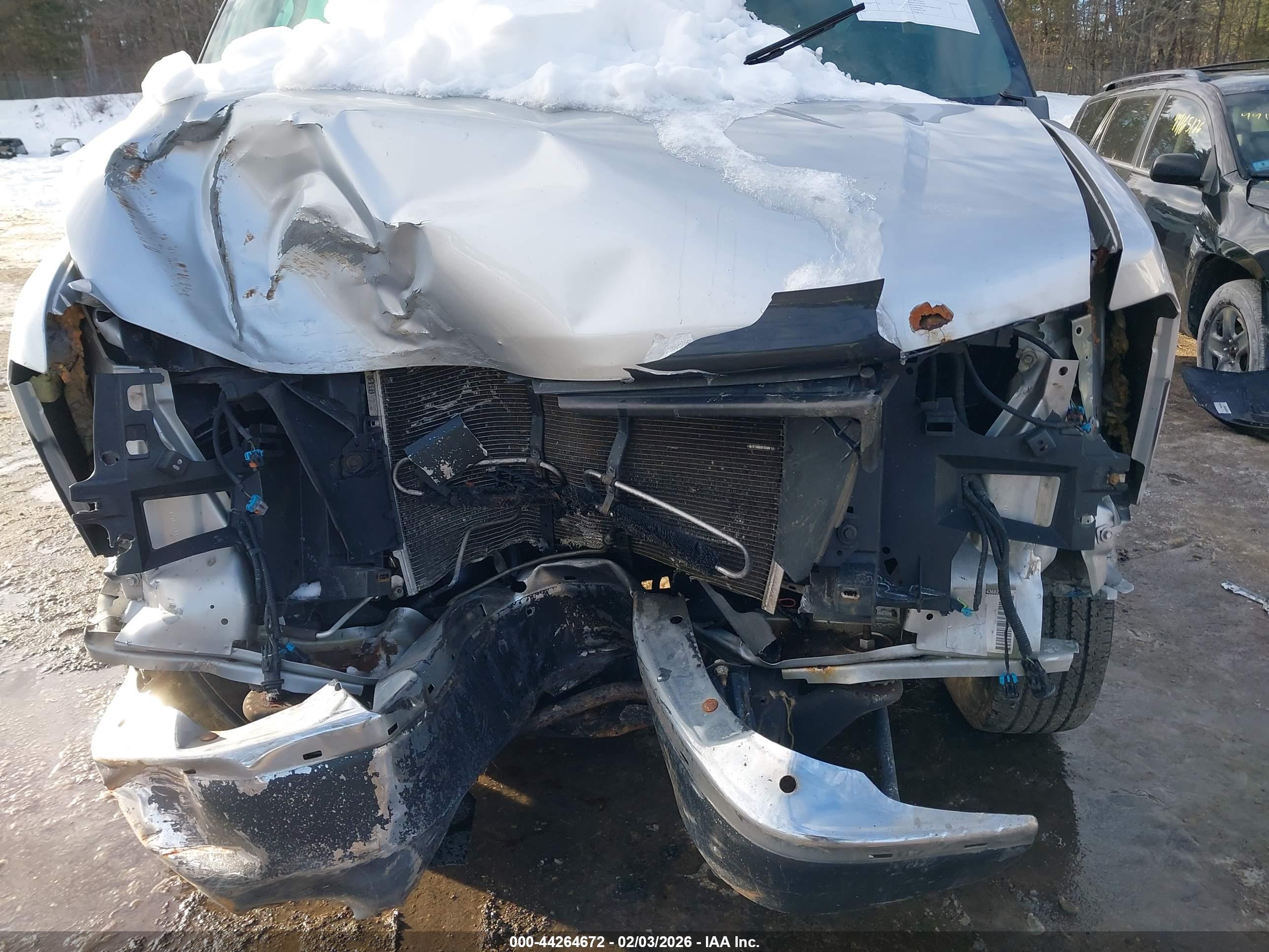 CHEVROLET EXPRESS image 6