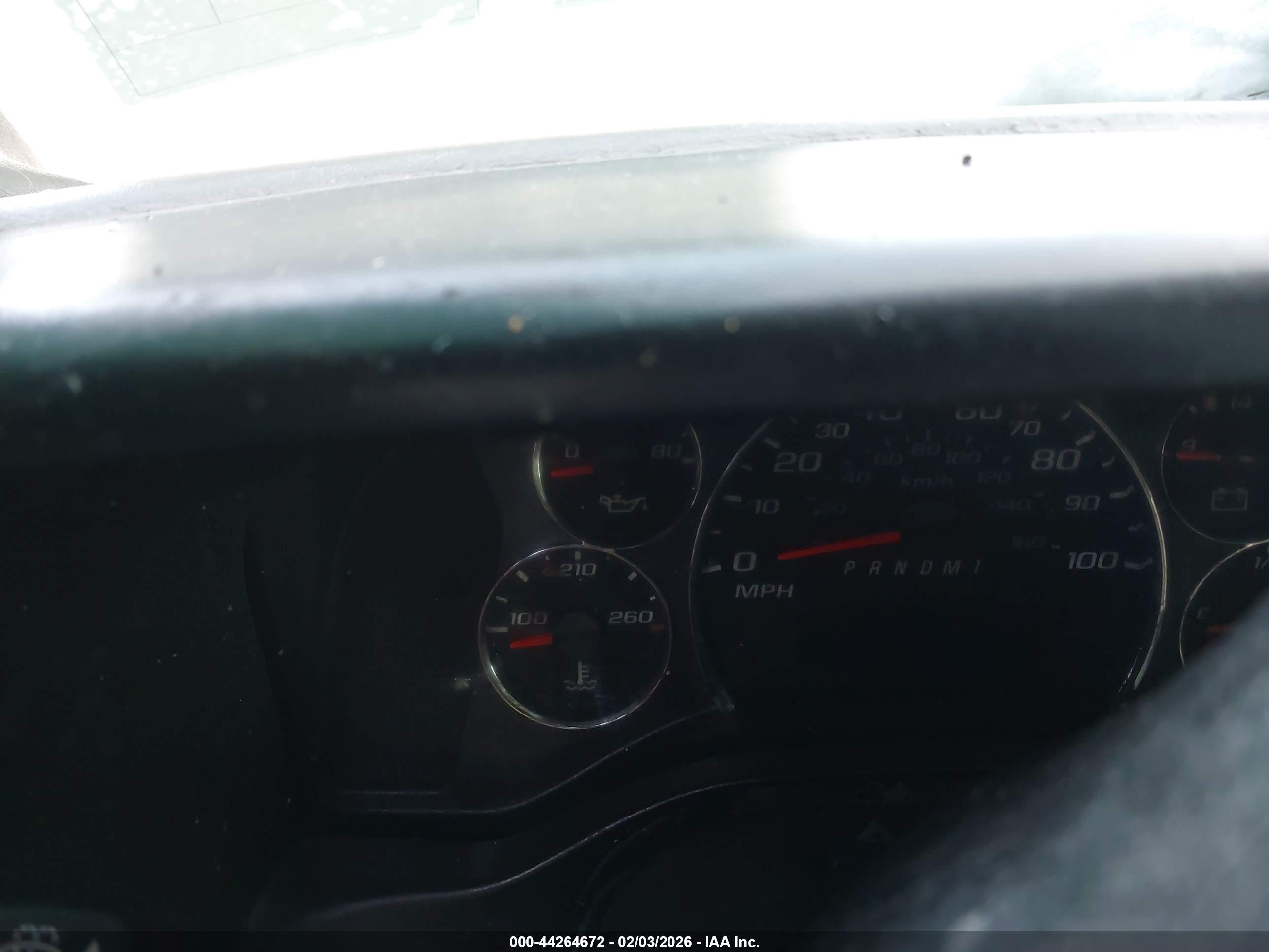 CHEVROLET EXPRESS image 7