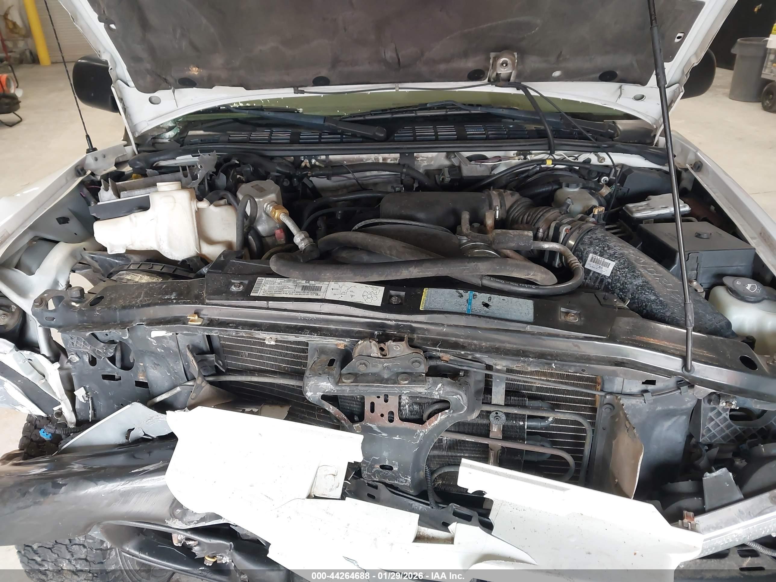 CHEVROLET BLAZER image 10