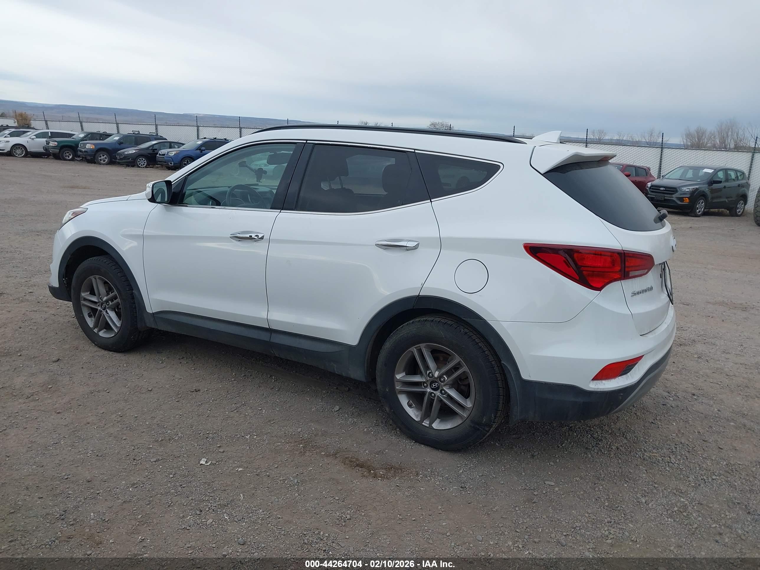 HYUNDAI SANTA image 3