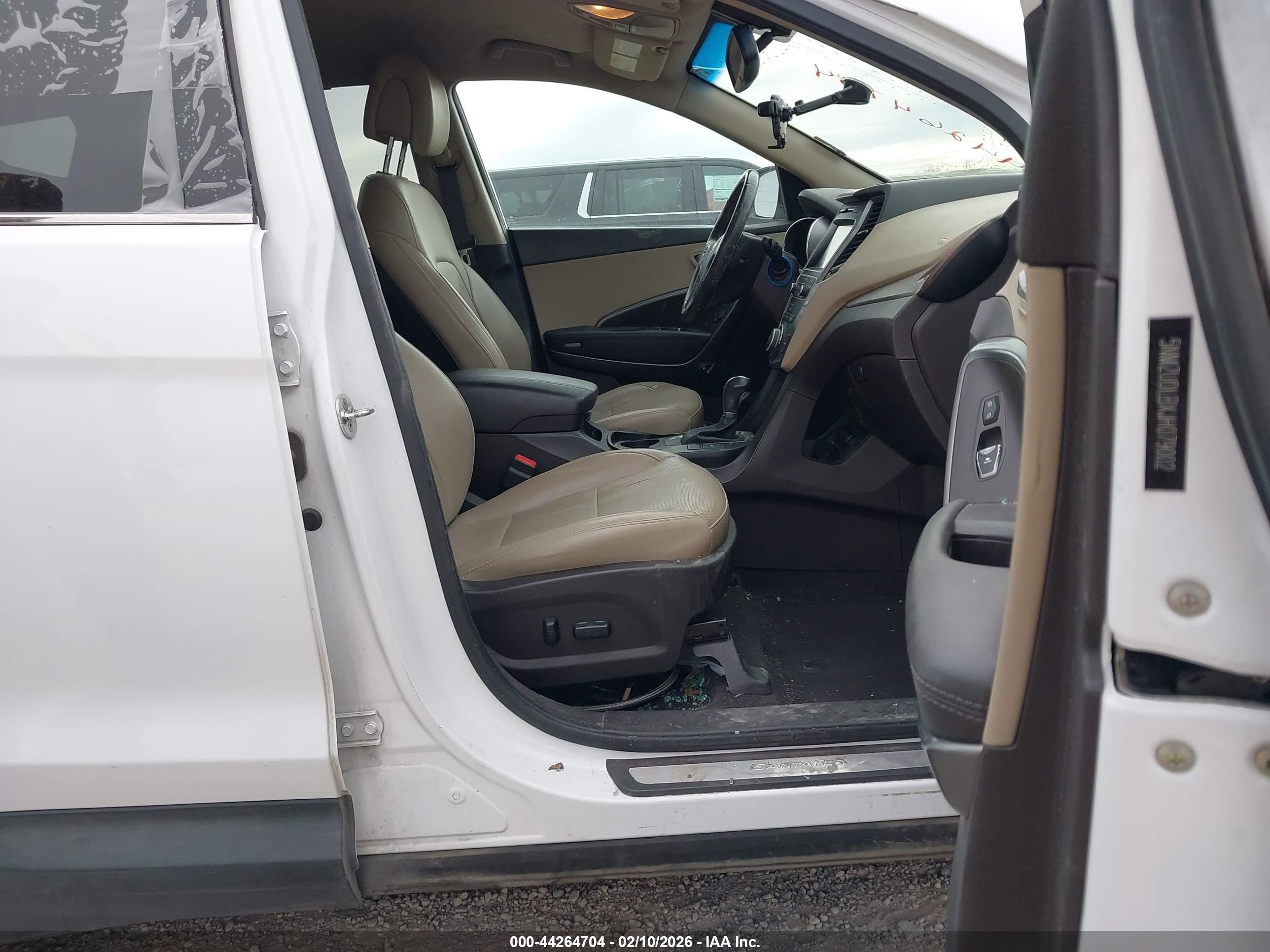 HYUNDAI SANTA image 5