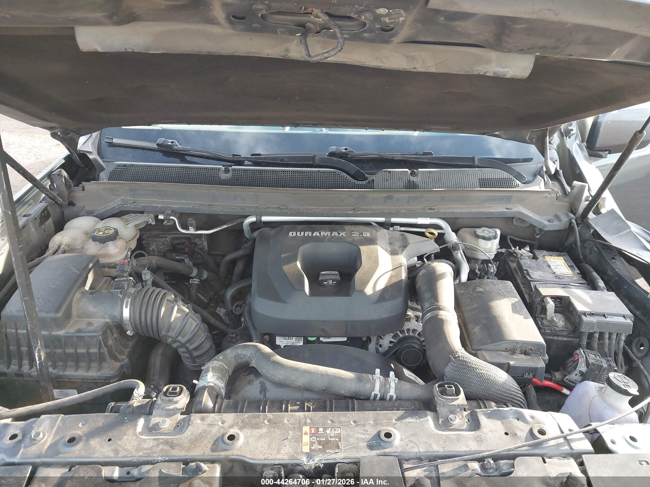 CHEVROLET COLORADO image 10