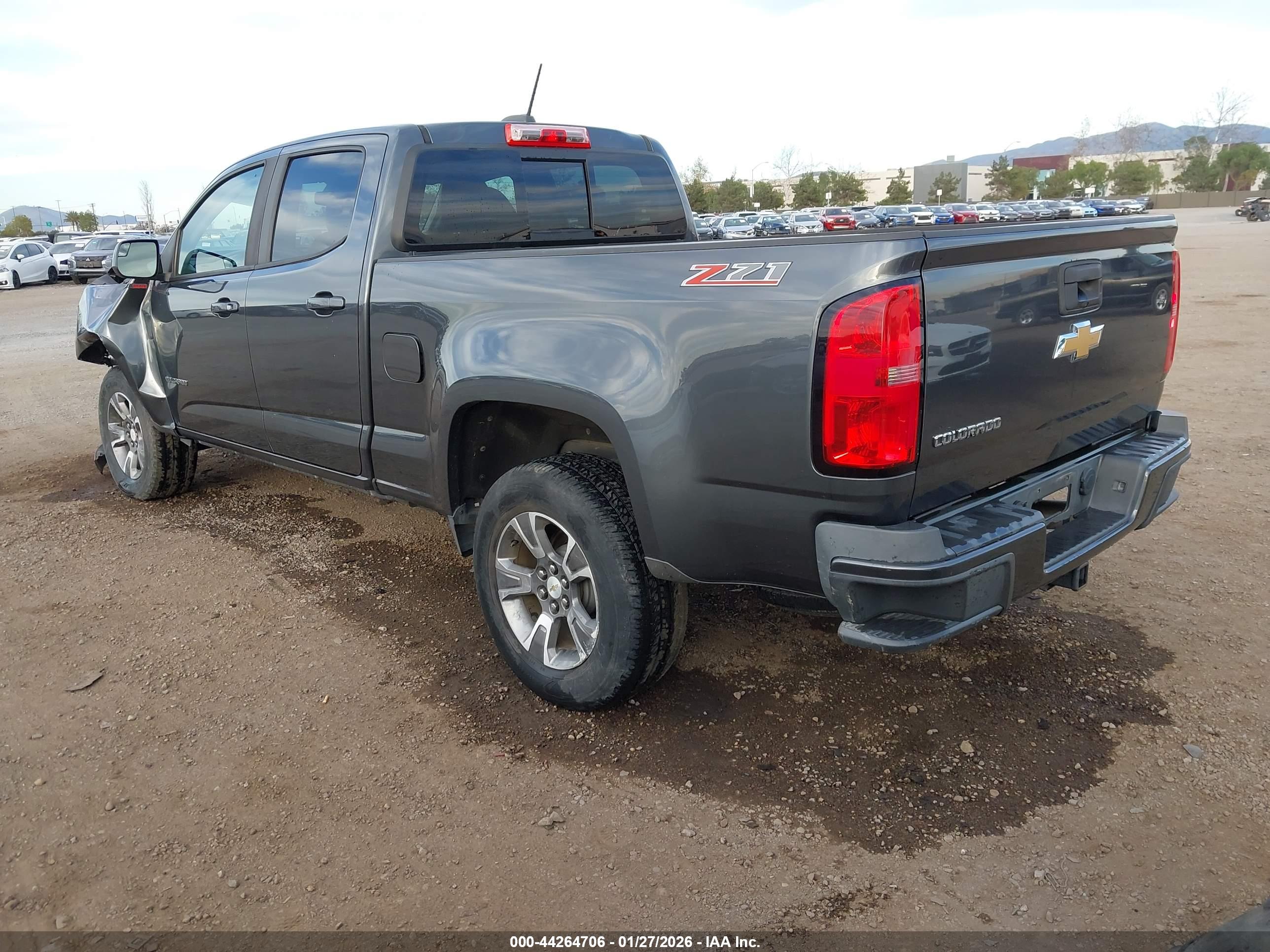 CHEVROLET COLORADO image 3