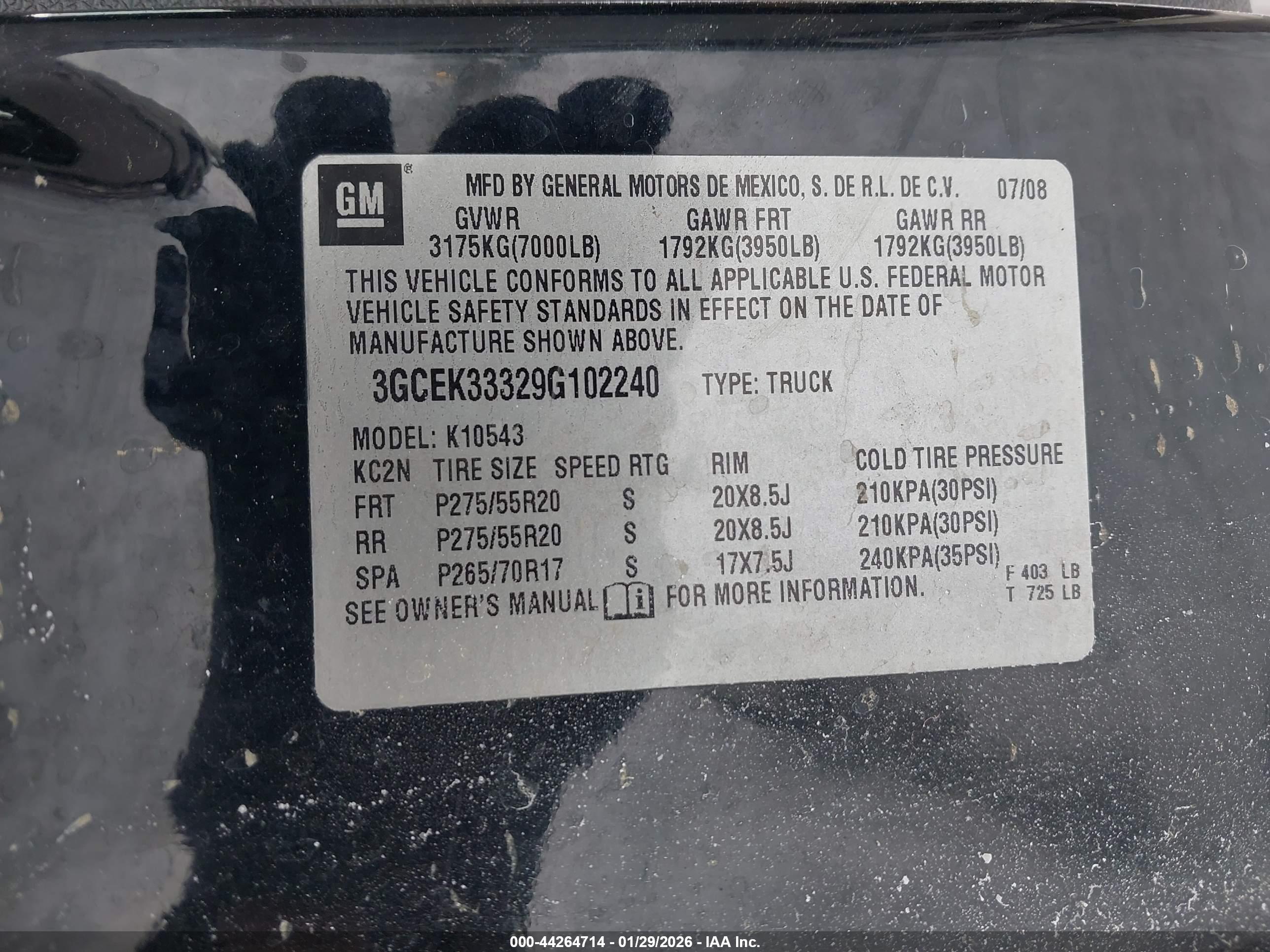 CHEVROLET SILVERADO image 9