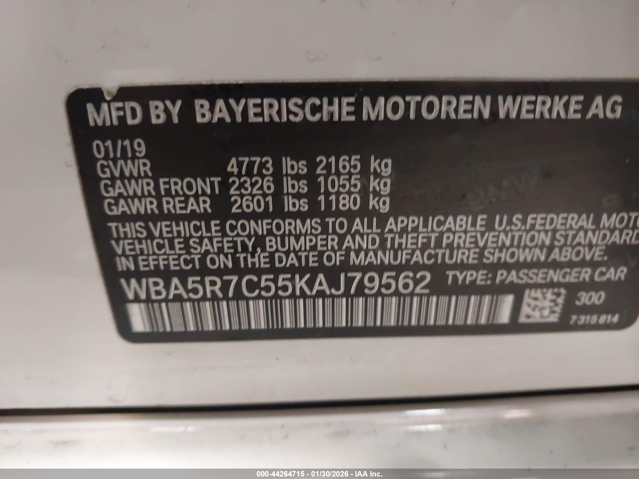 BMW 330I image 9