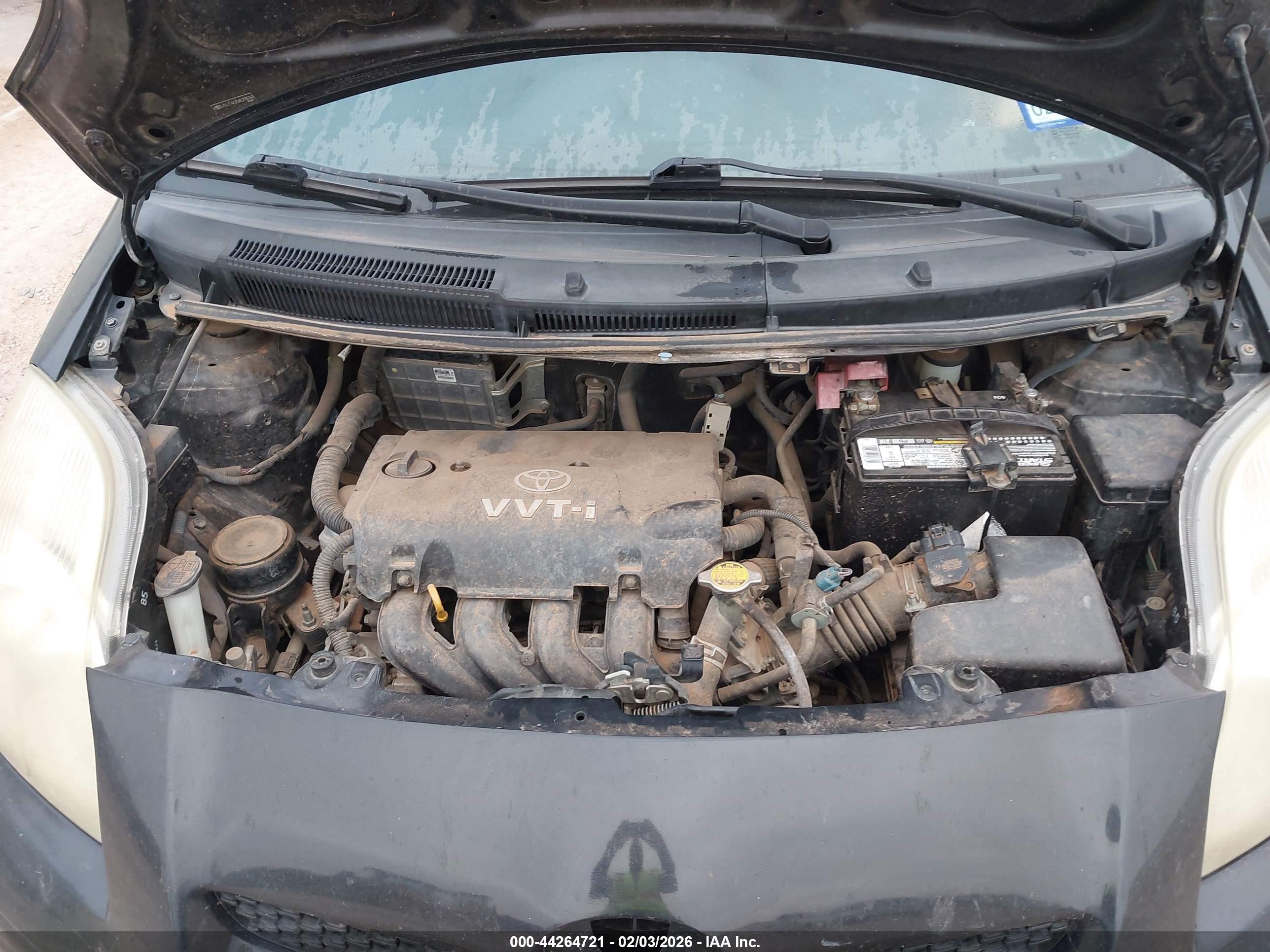 TOYOTA YARIS image 10