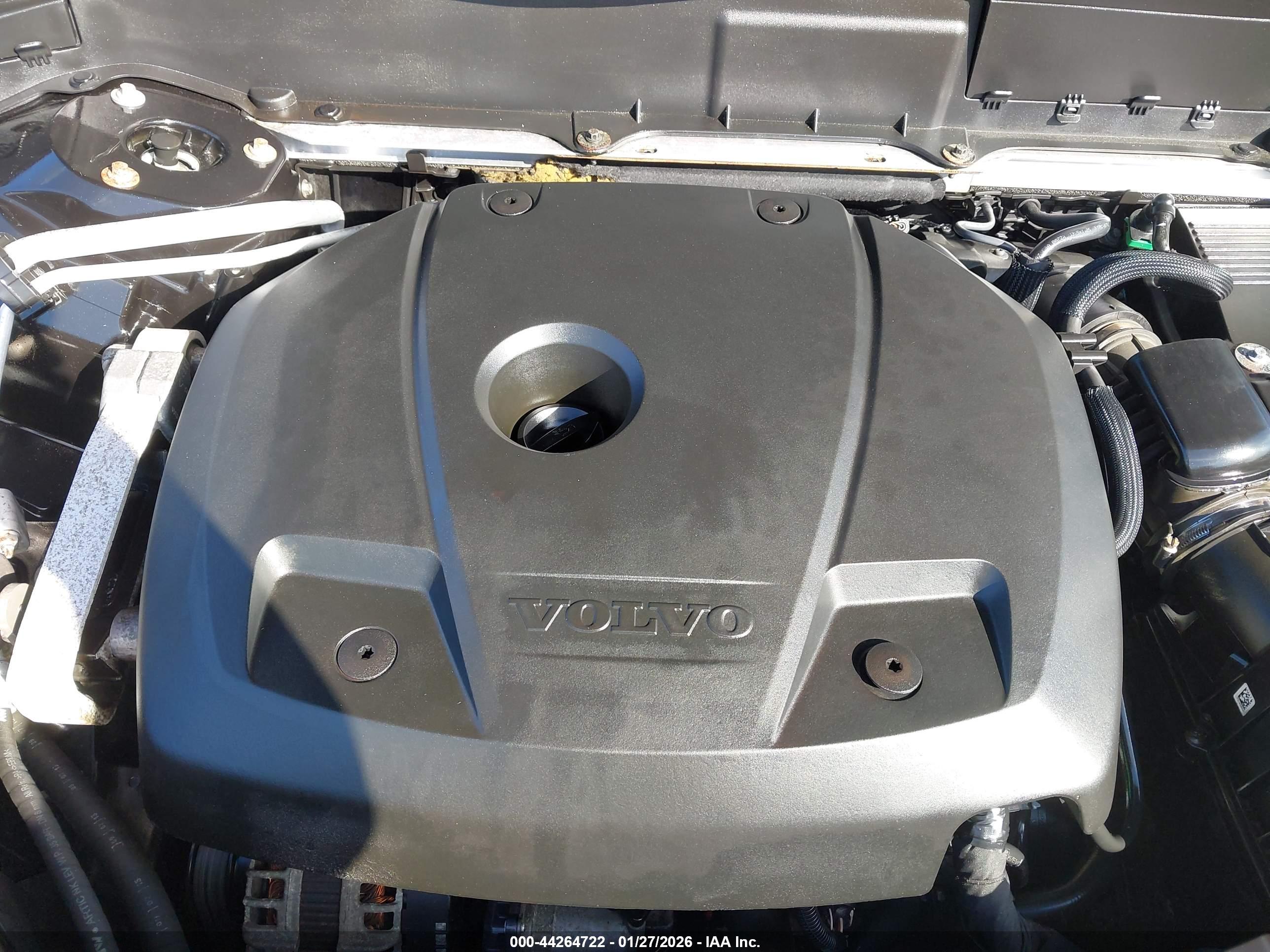 VOLVO XC90 image 10