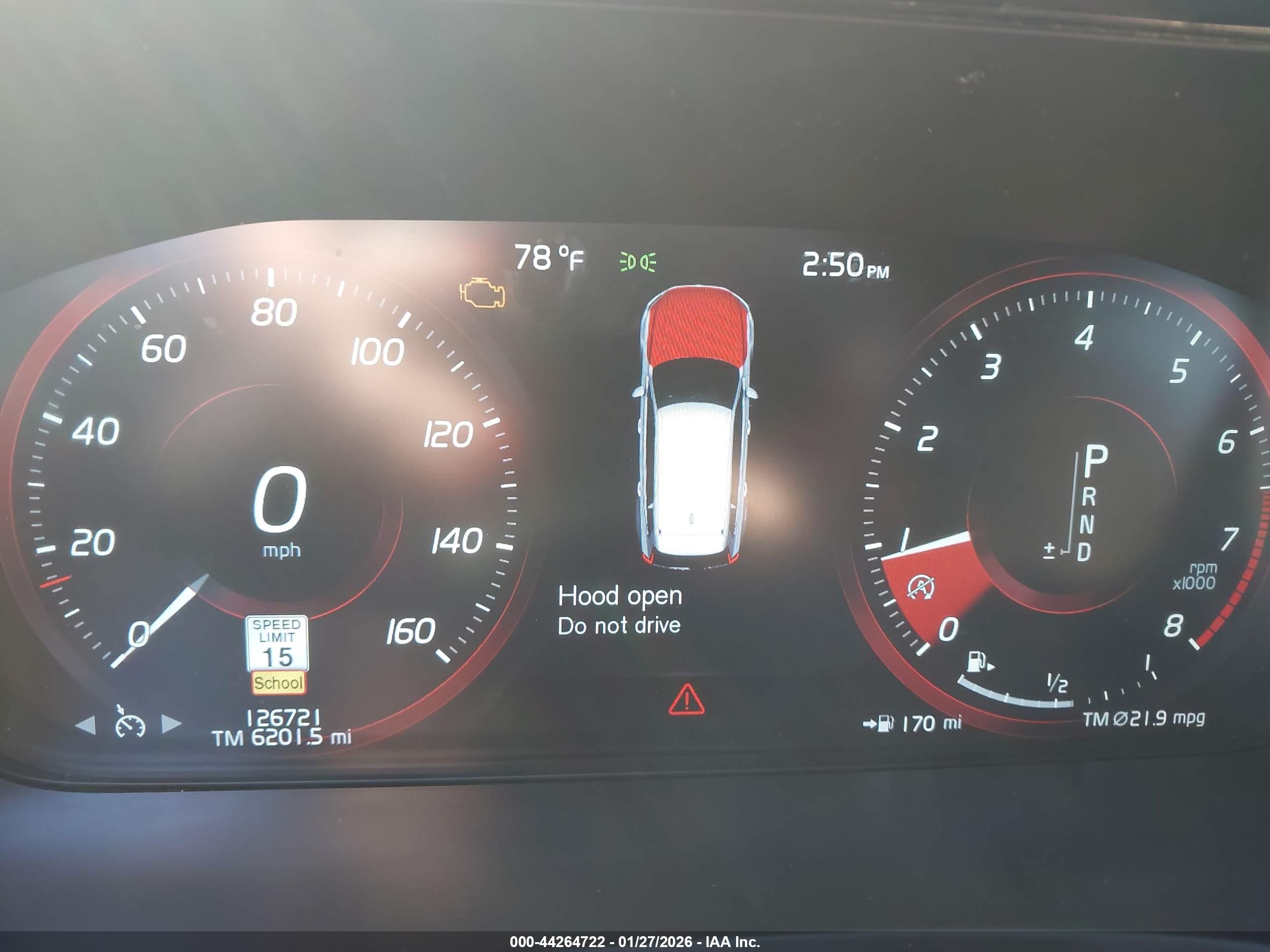 VOLVO XC90 image 7