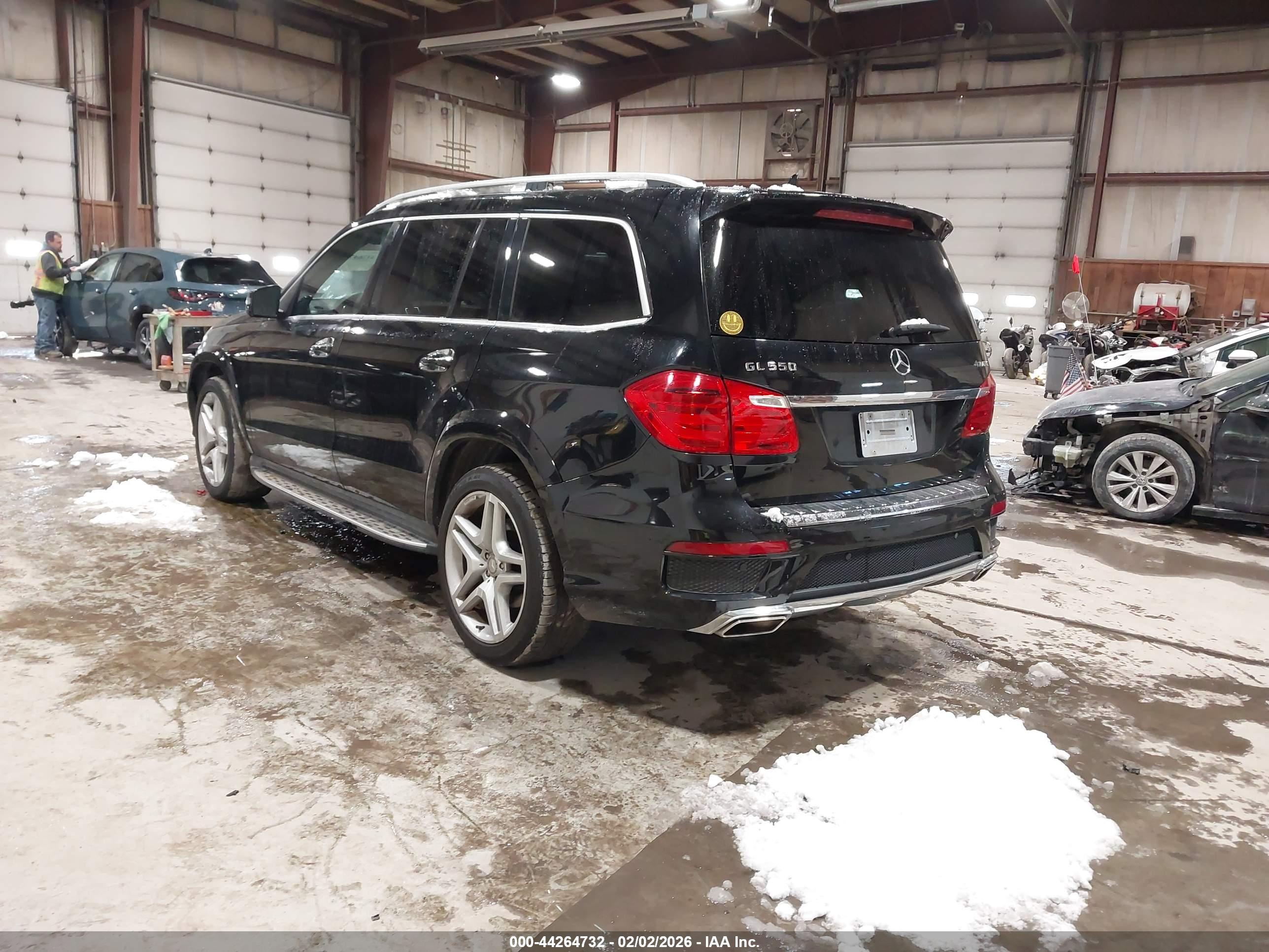 MERCEDES-BENZ GL image 3