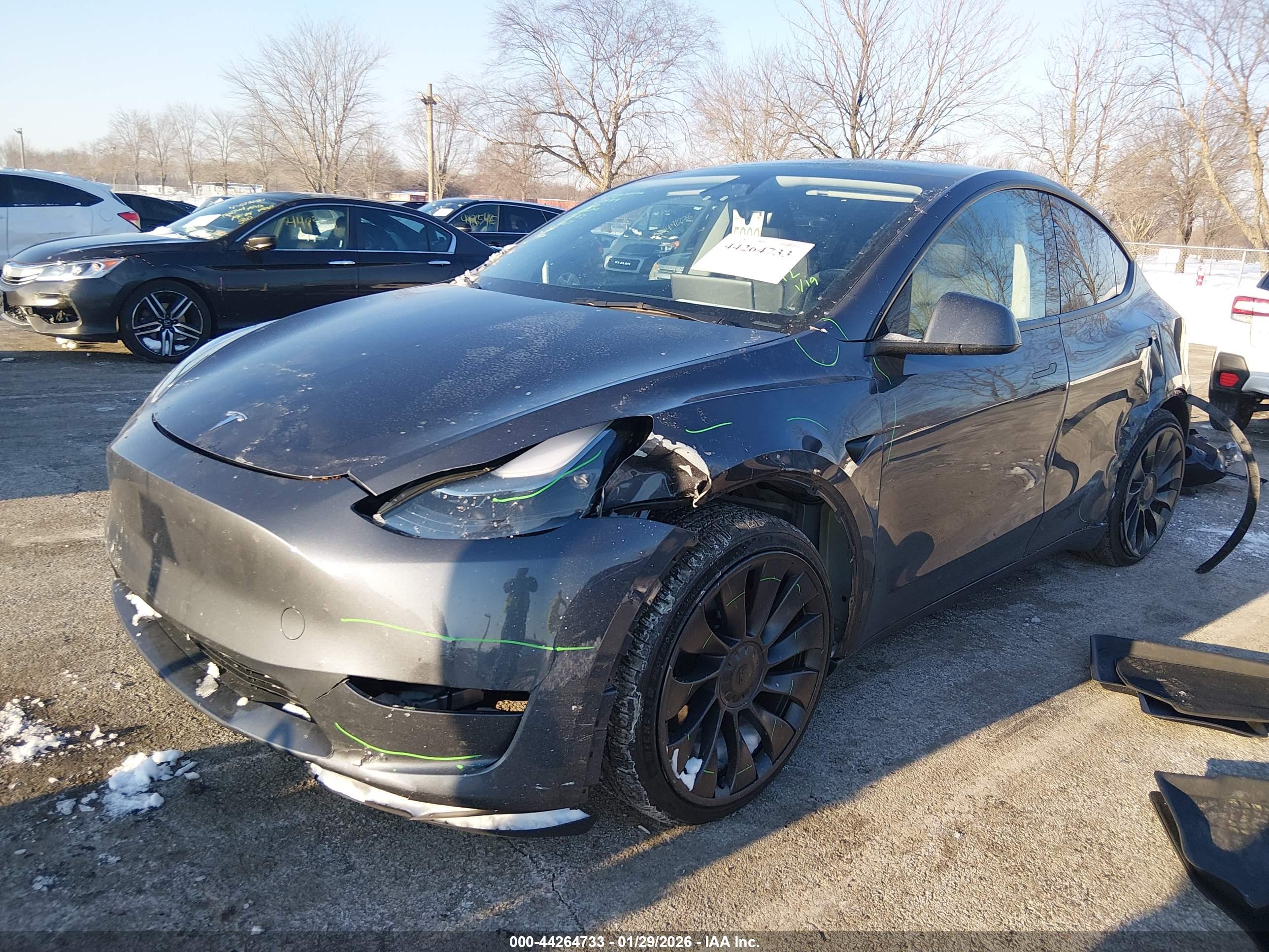TESLA MODEL image 2