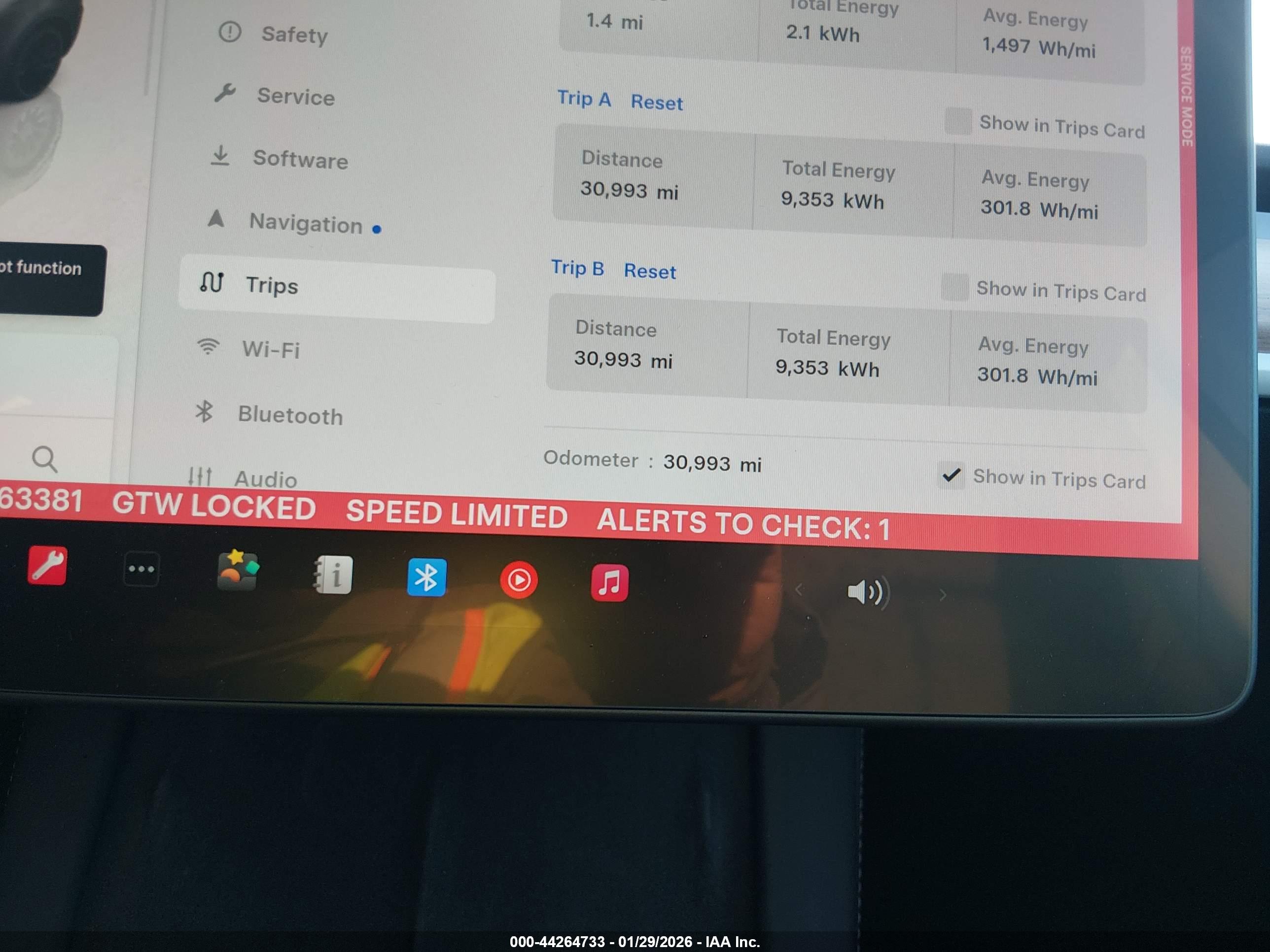 TESLA MODEL image 7