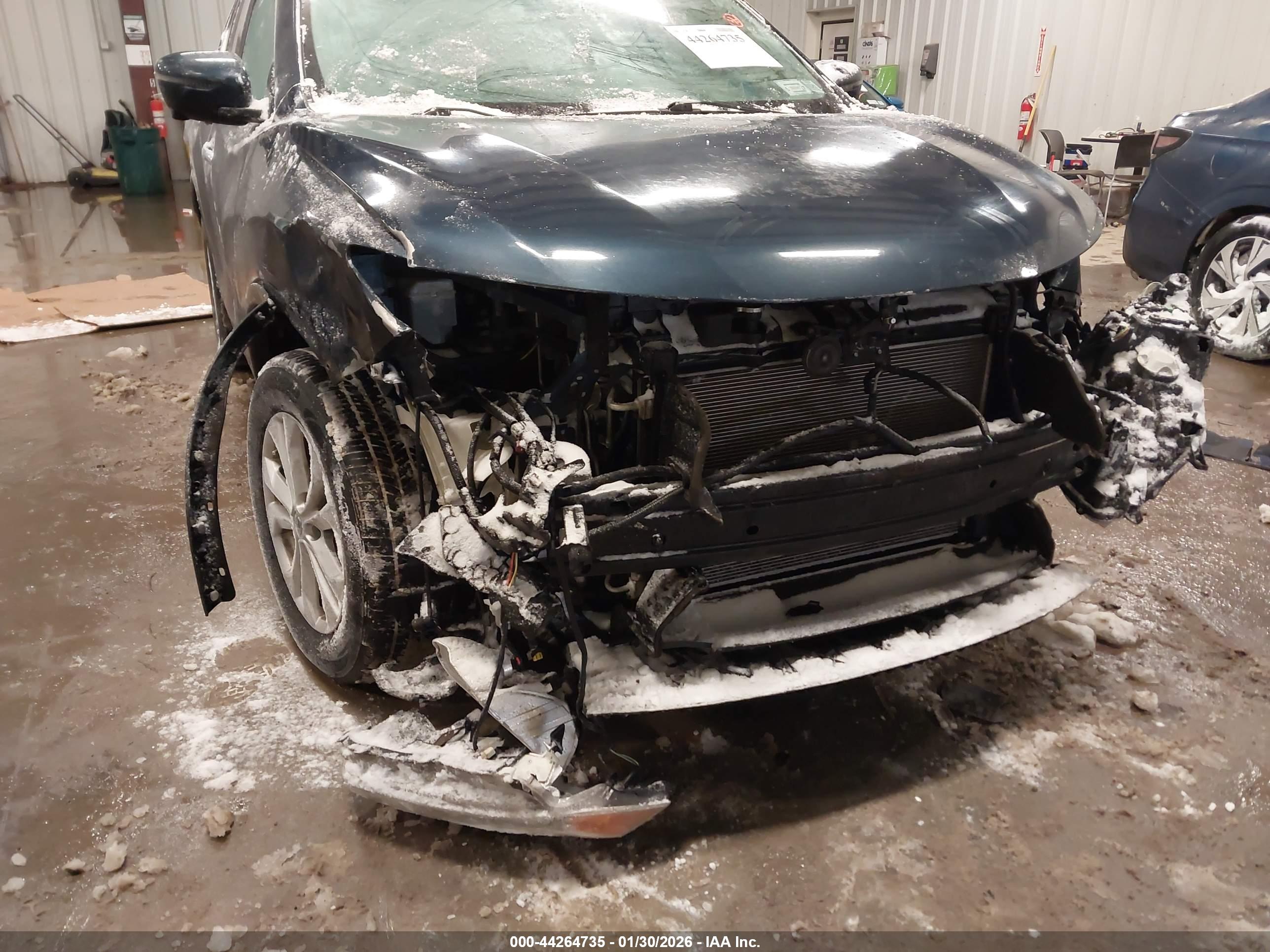 NISSAN ROGUE image 6
