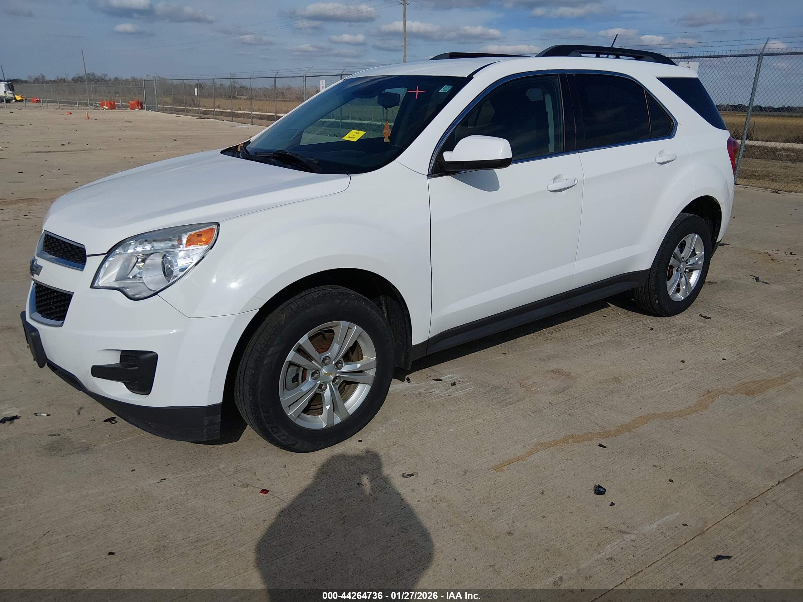 CHEVROLET EQUINOX image 2