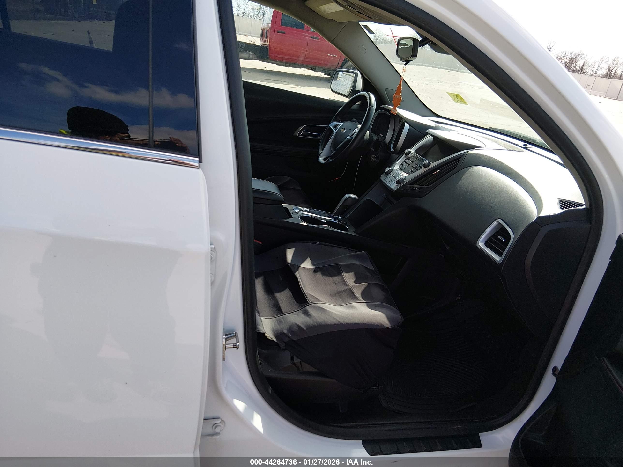 CHEVROLET EQUINOX image 5