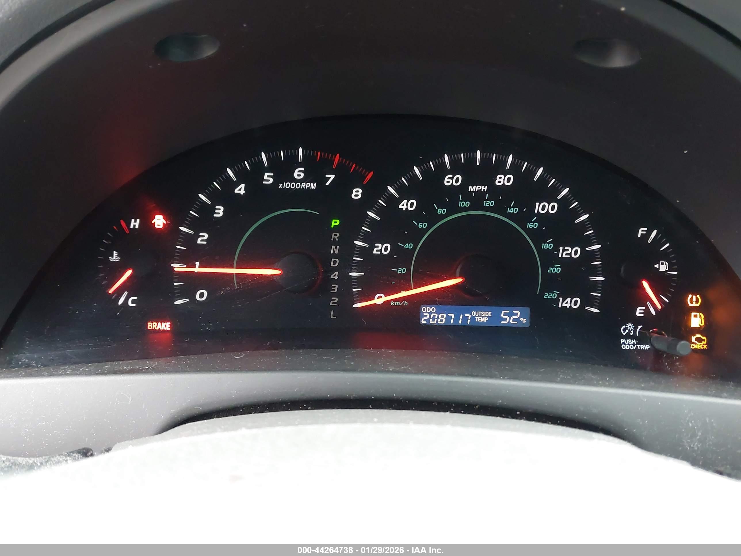 TOYOTA CAMRY image 7