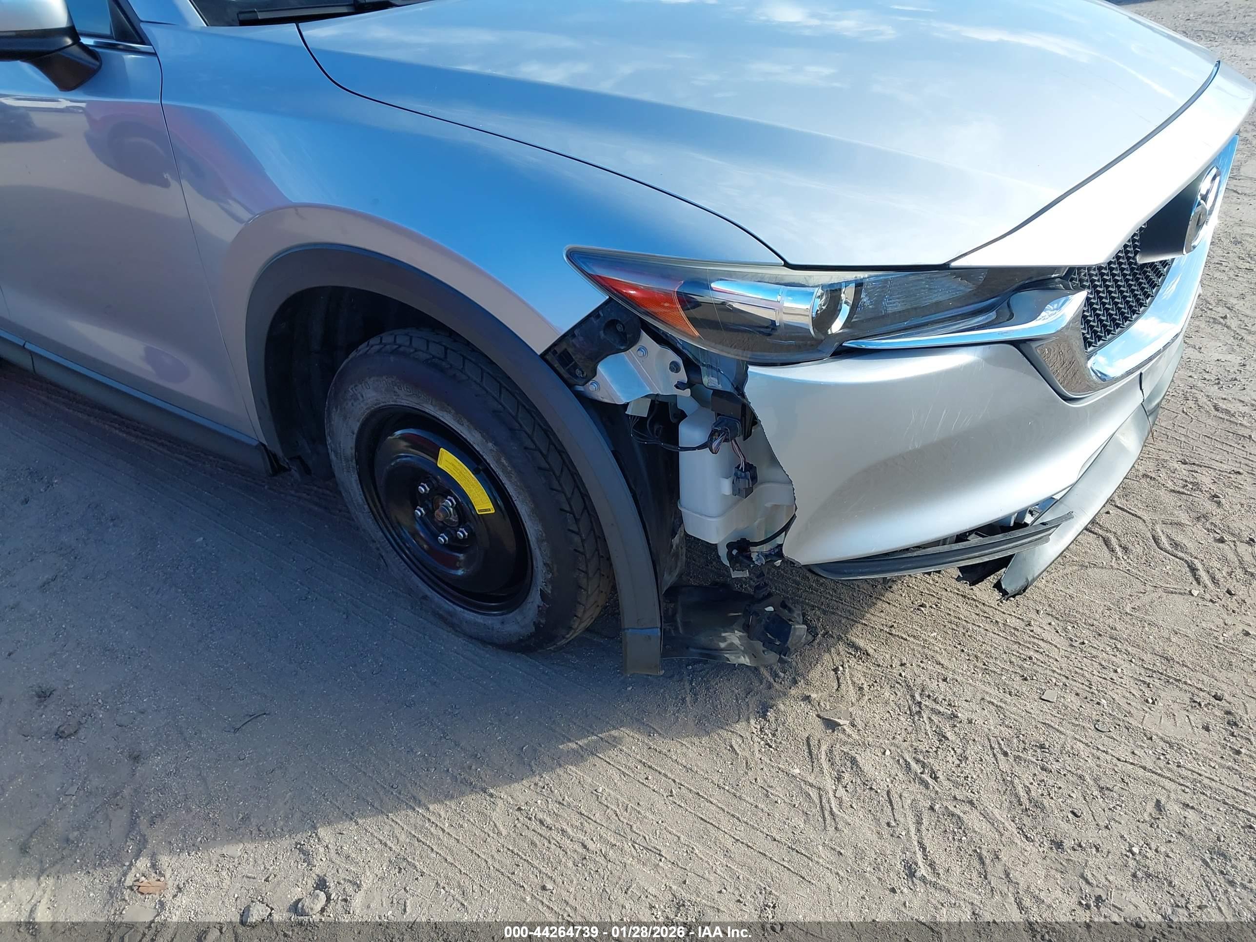 MAZDA CX-5 image 6