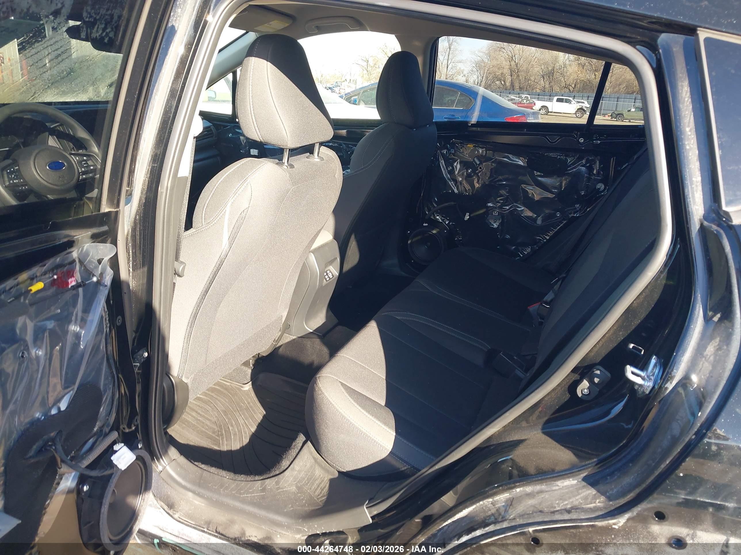 SUBARU CROSSTREK image 8
