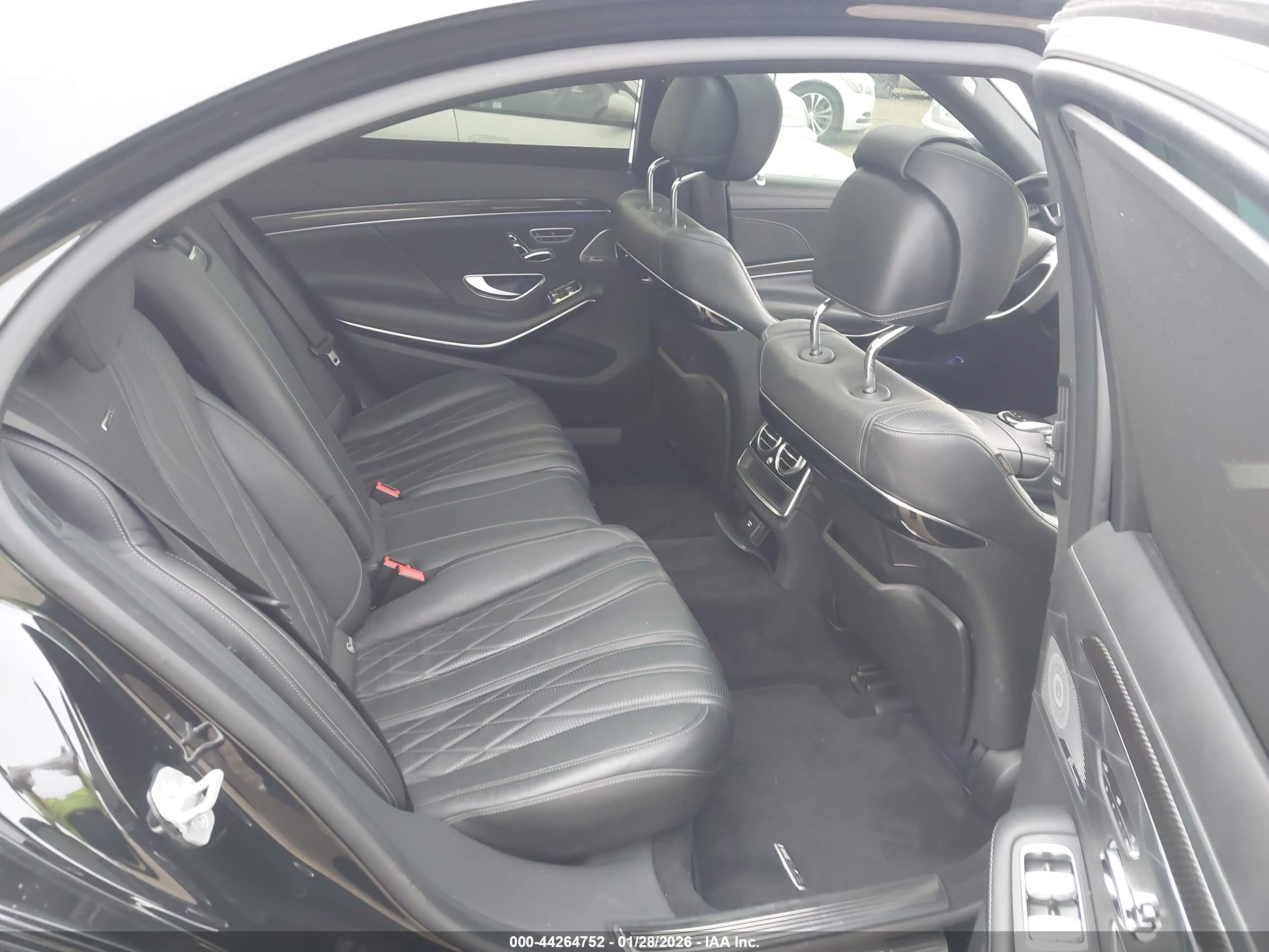 MERCEDES-BENZ S image 8
