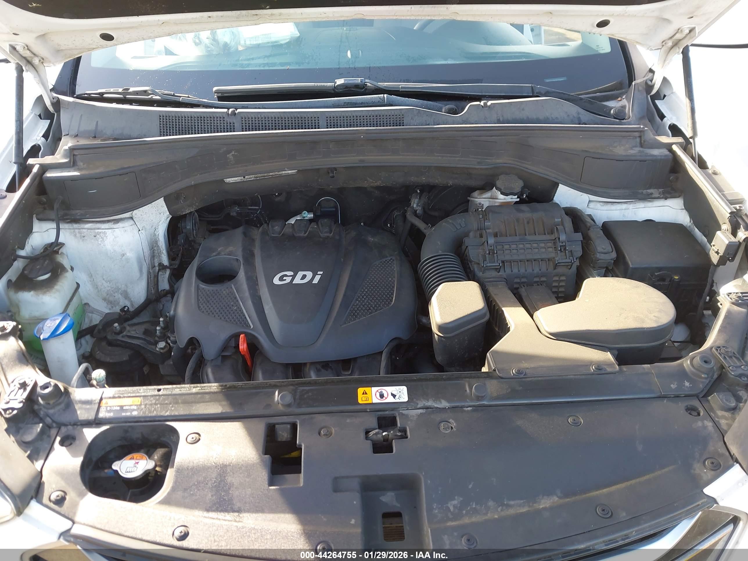 HYUNDAI SANTA image 10