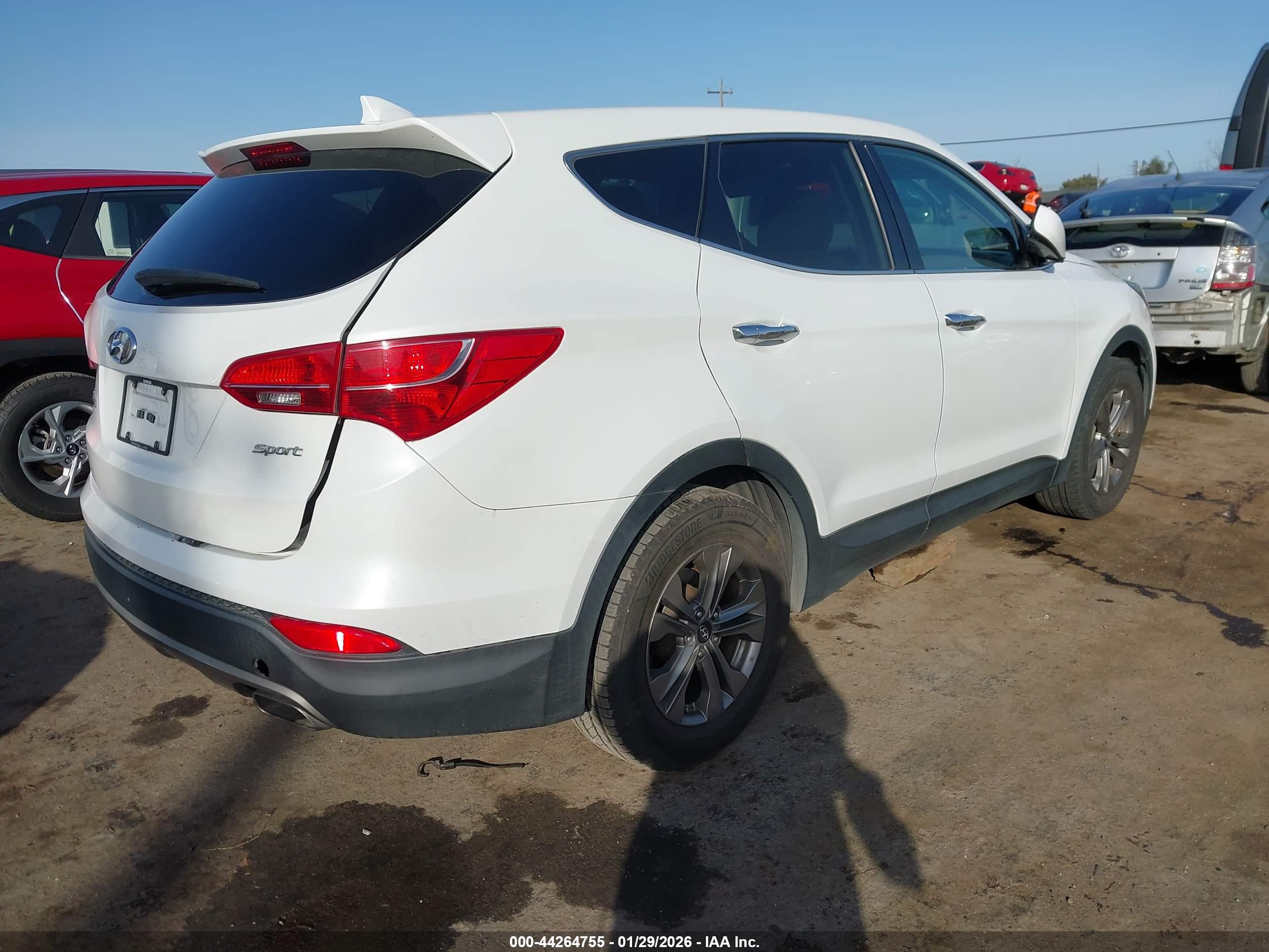 HYUNDAI SANTA image 4