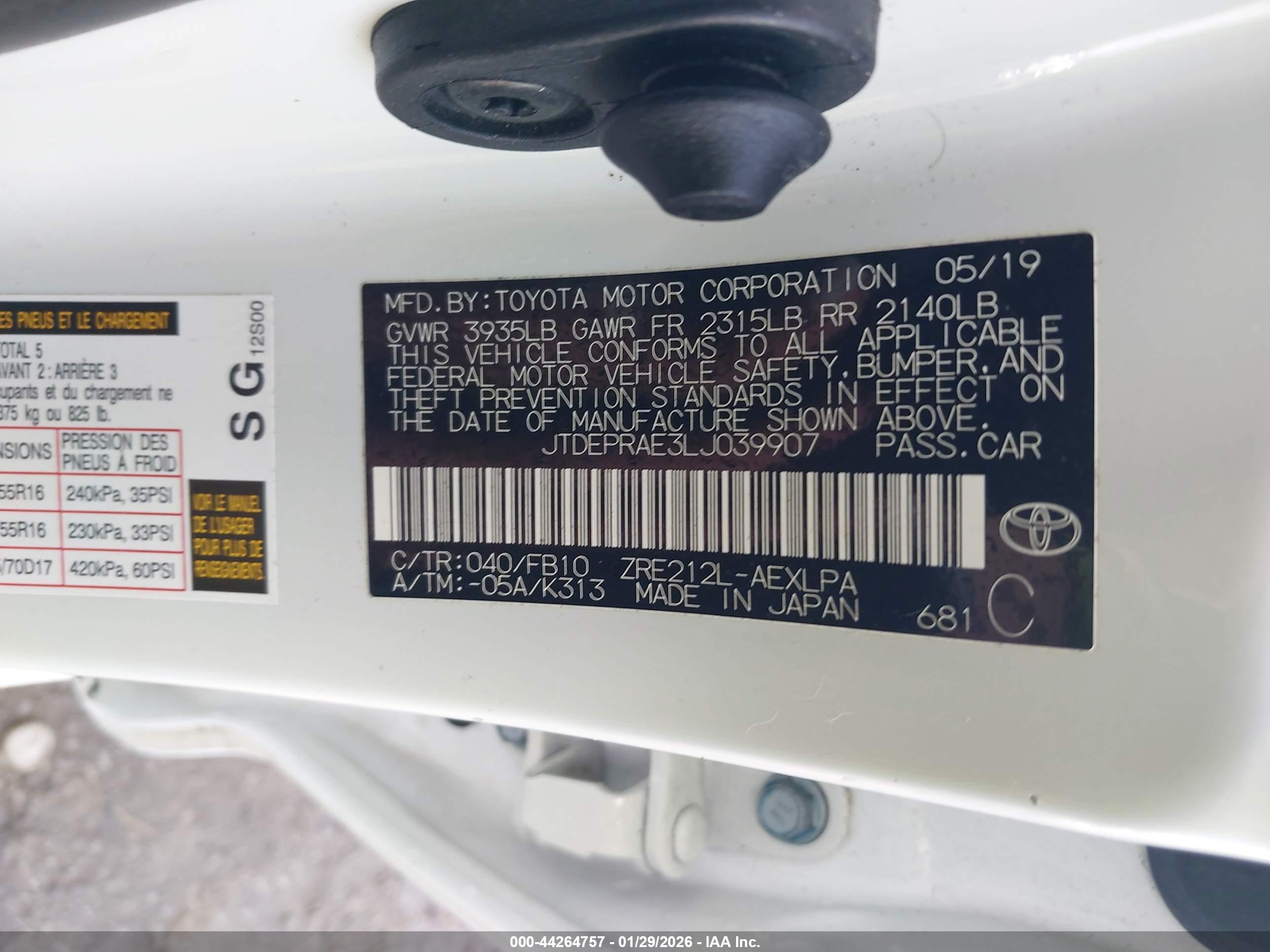 TOYOTA COROLLA image 9