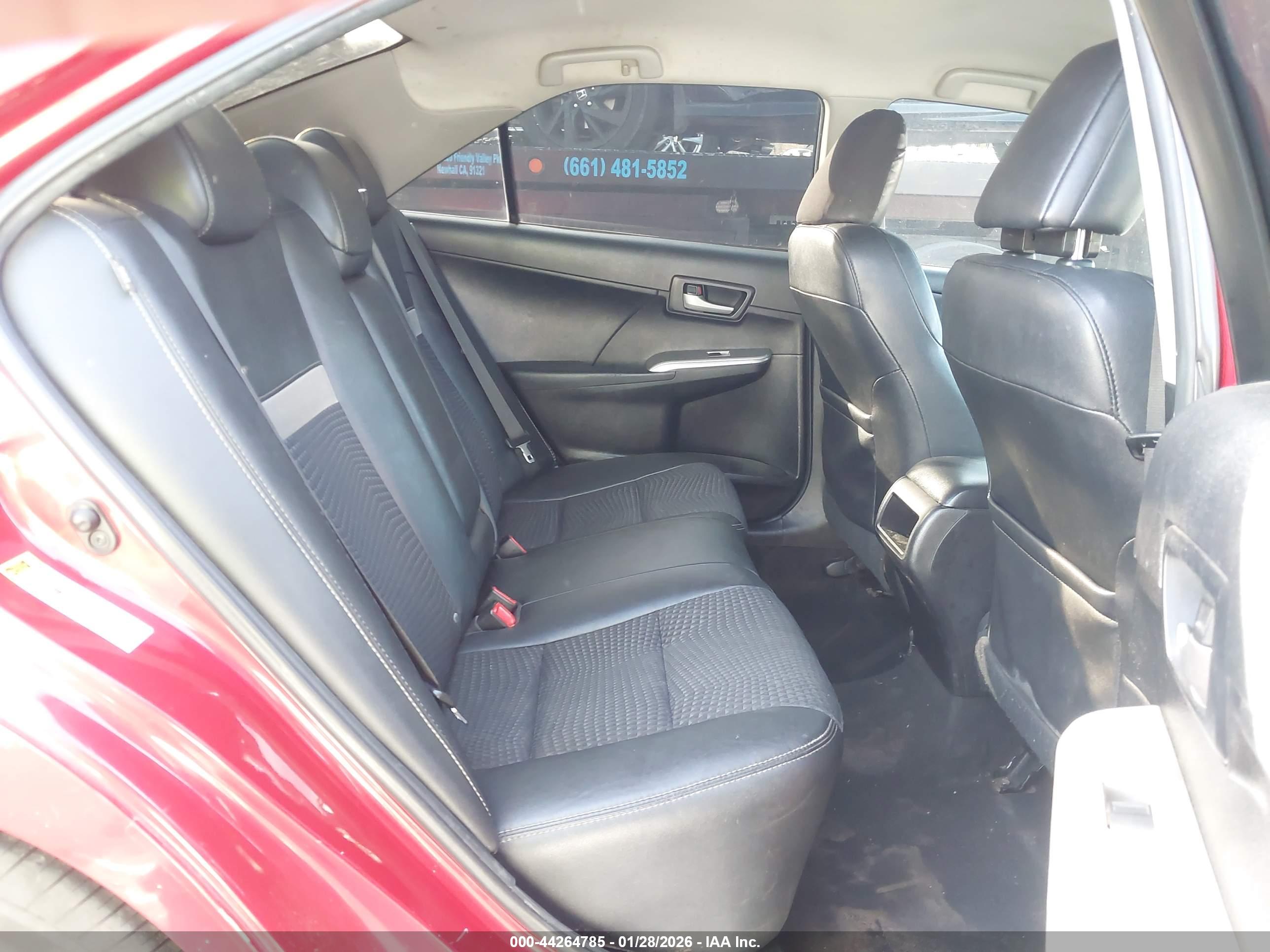 TOYOTA CAMRY image 8