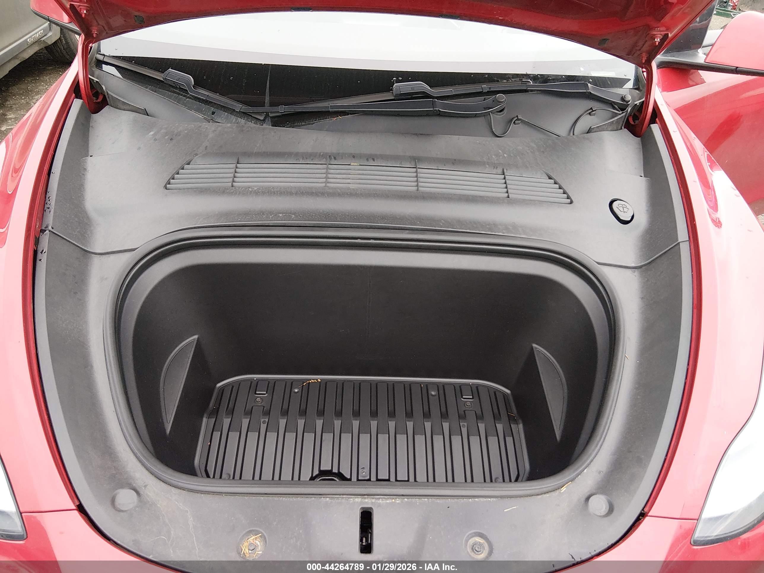 TESLA MODEL image 10