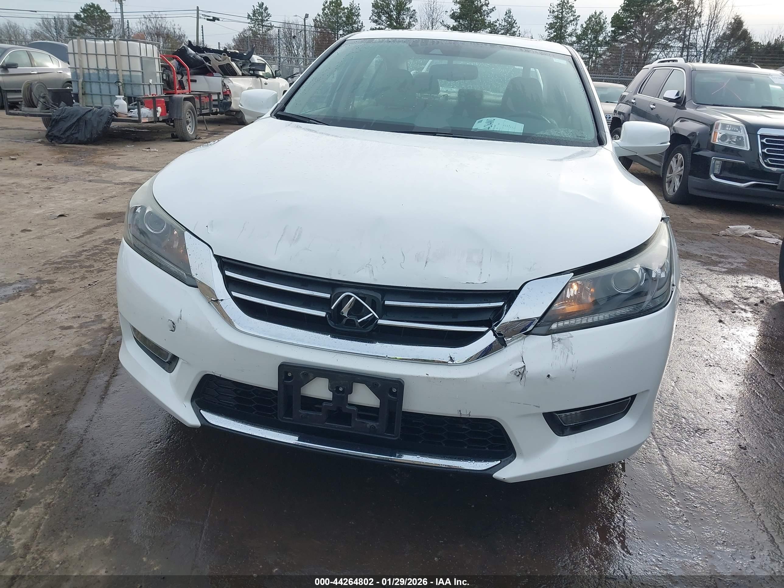 HONDA ACCORD image 6