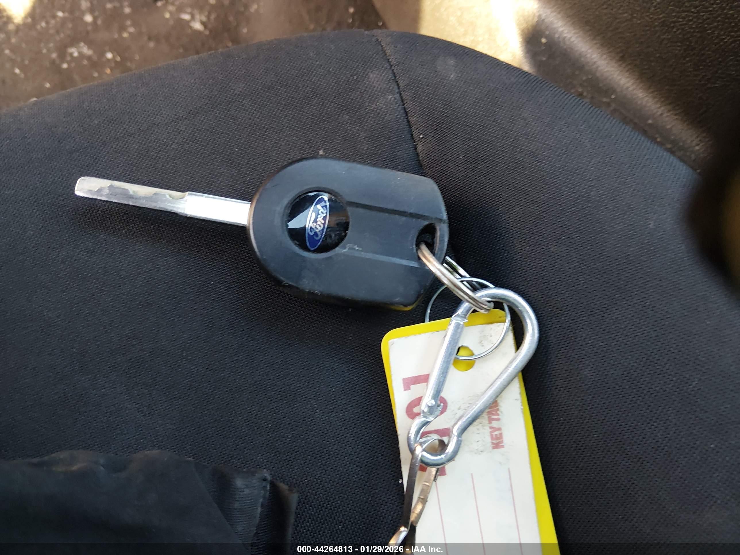 FORD FOCUS image 11