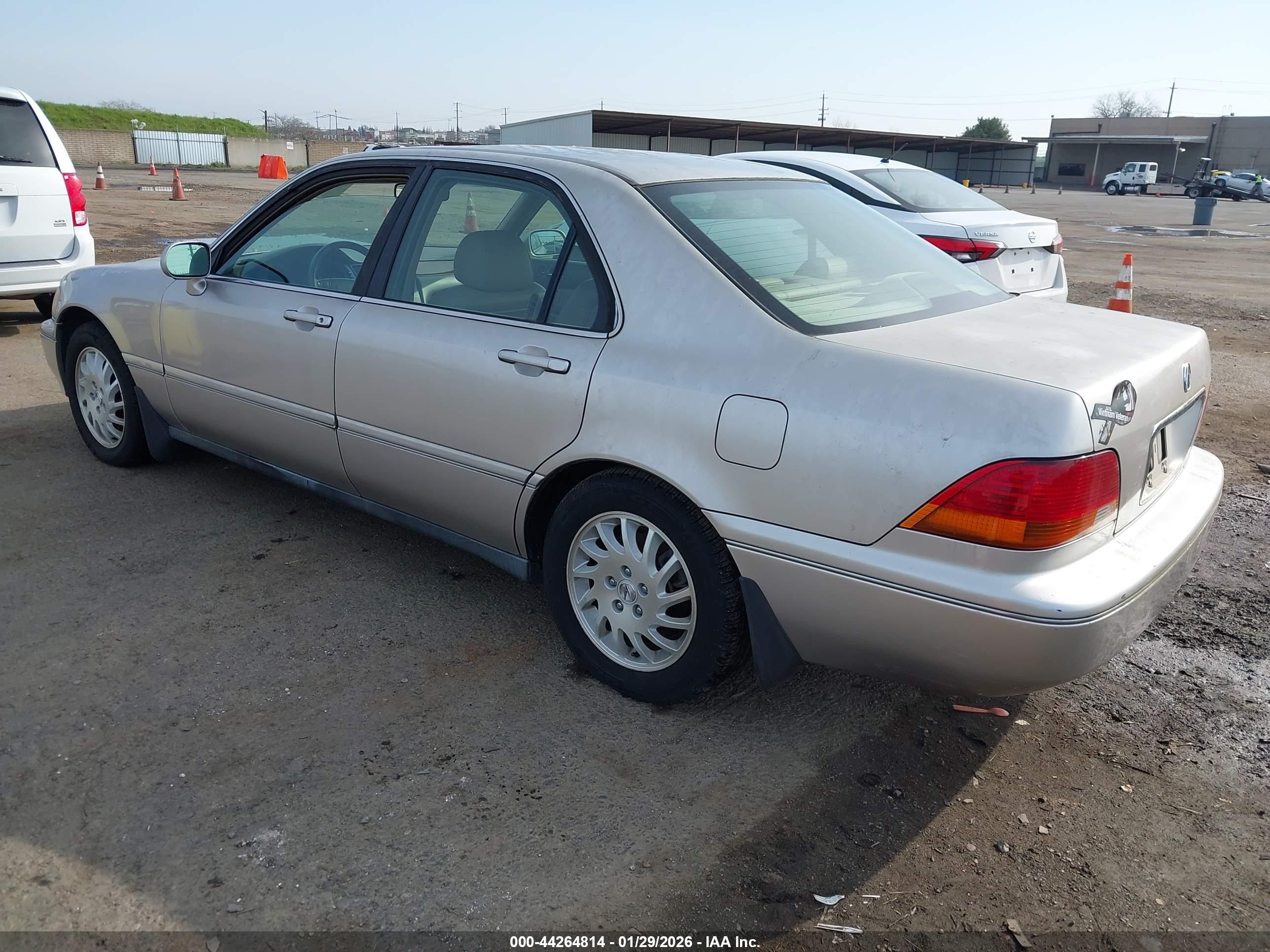 ACURA RL image 3