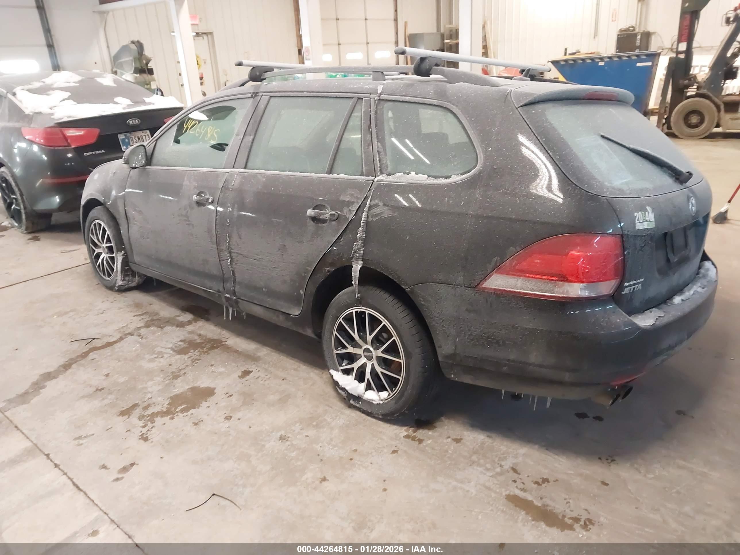 VOLKSWAGEN JETTA image 3