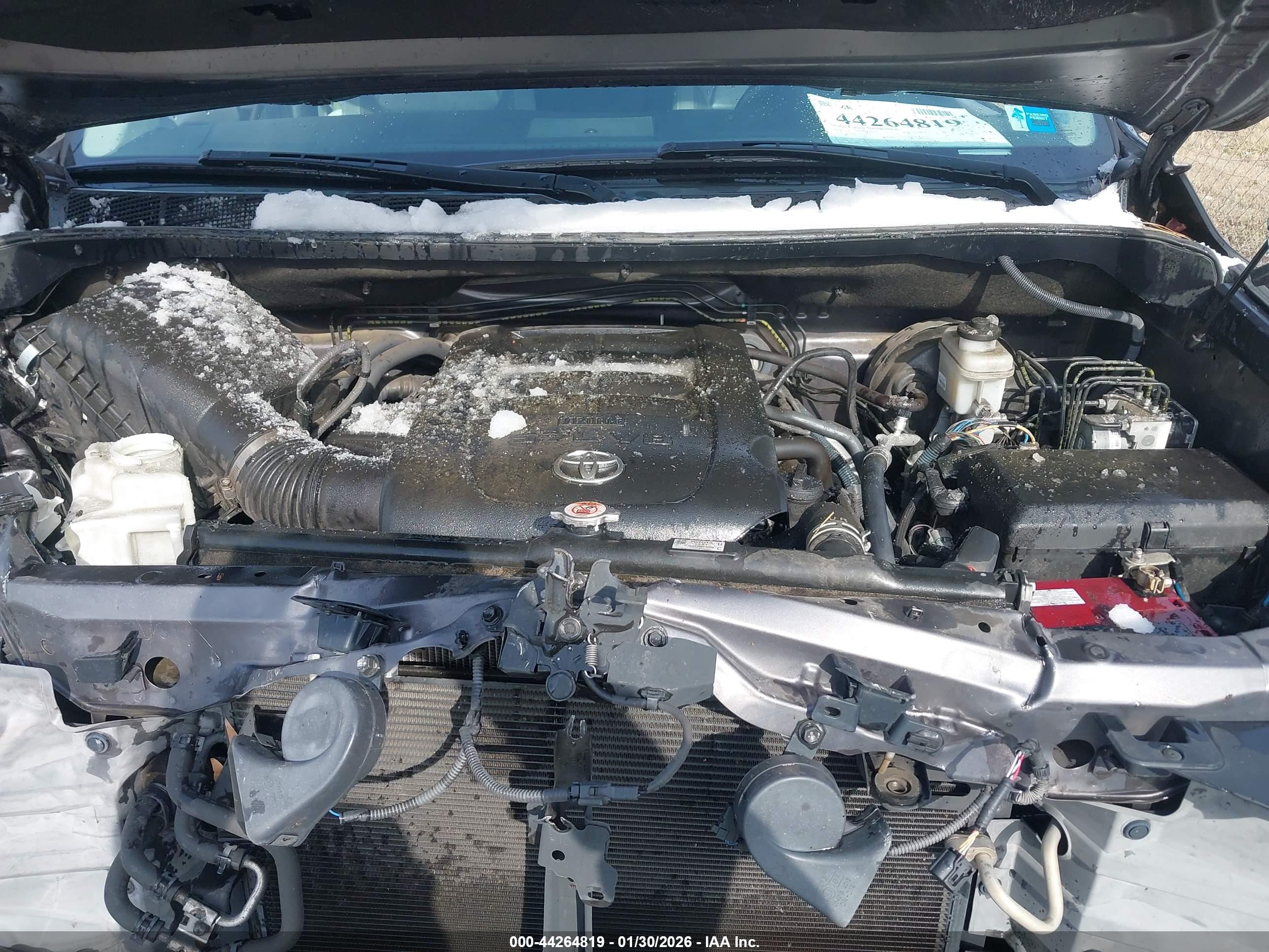 TOYOTA TUNDRA image 10