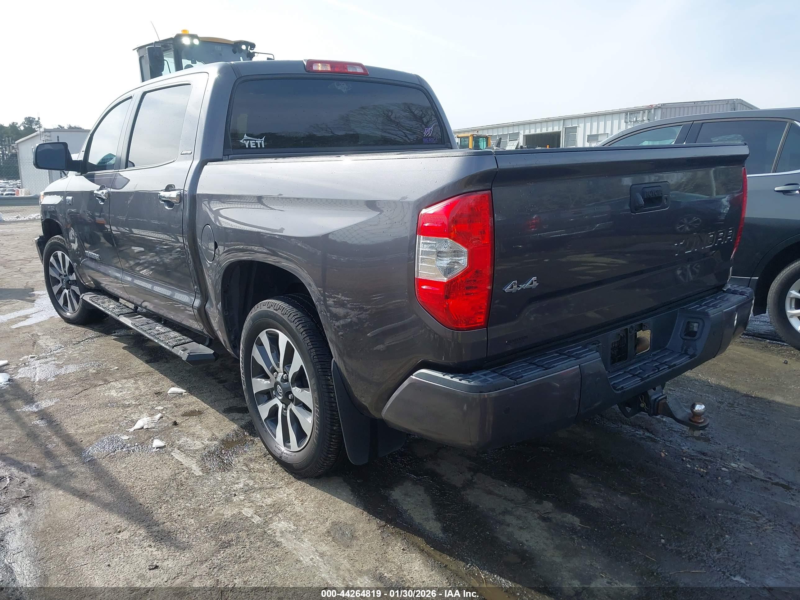 TOYOTA TUNDRA image 3