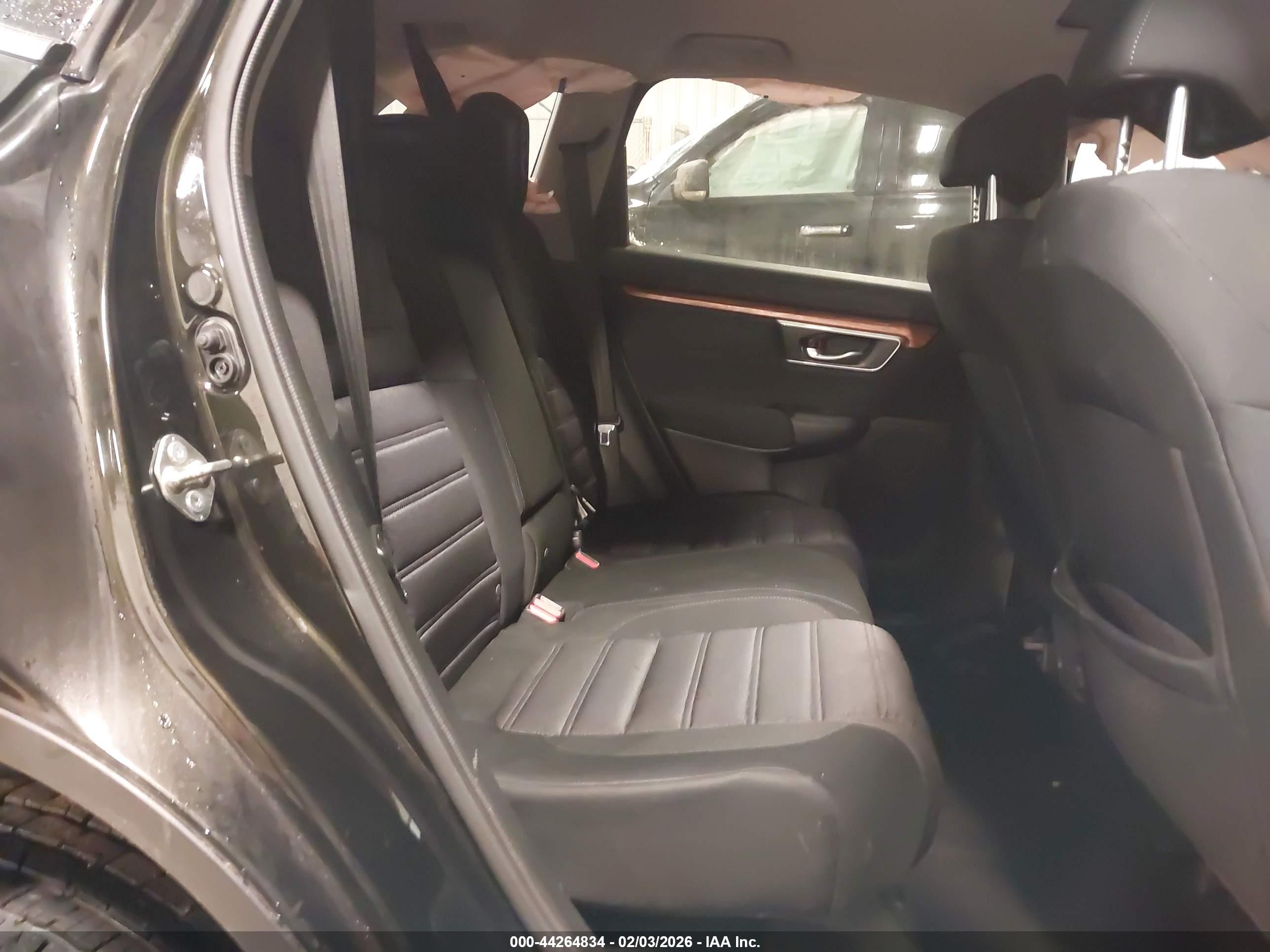 HONDA CR-V image 8