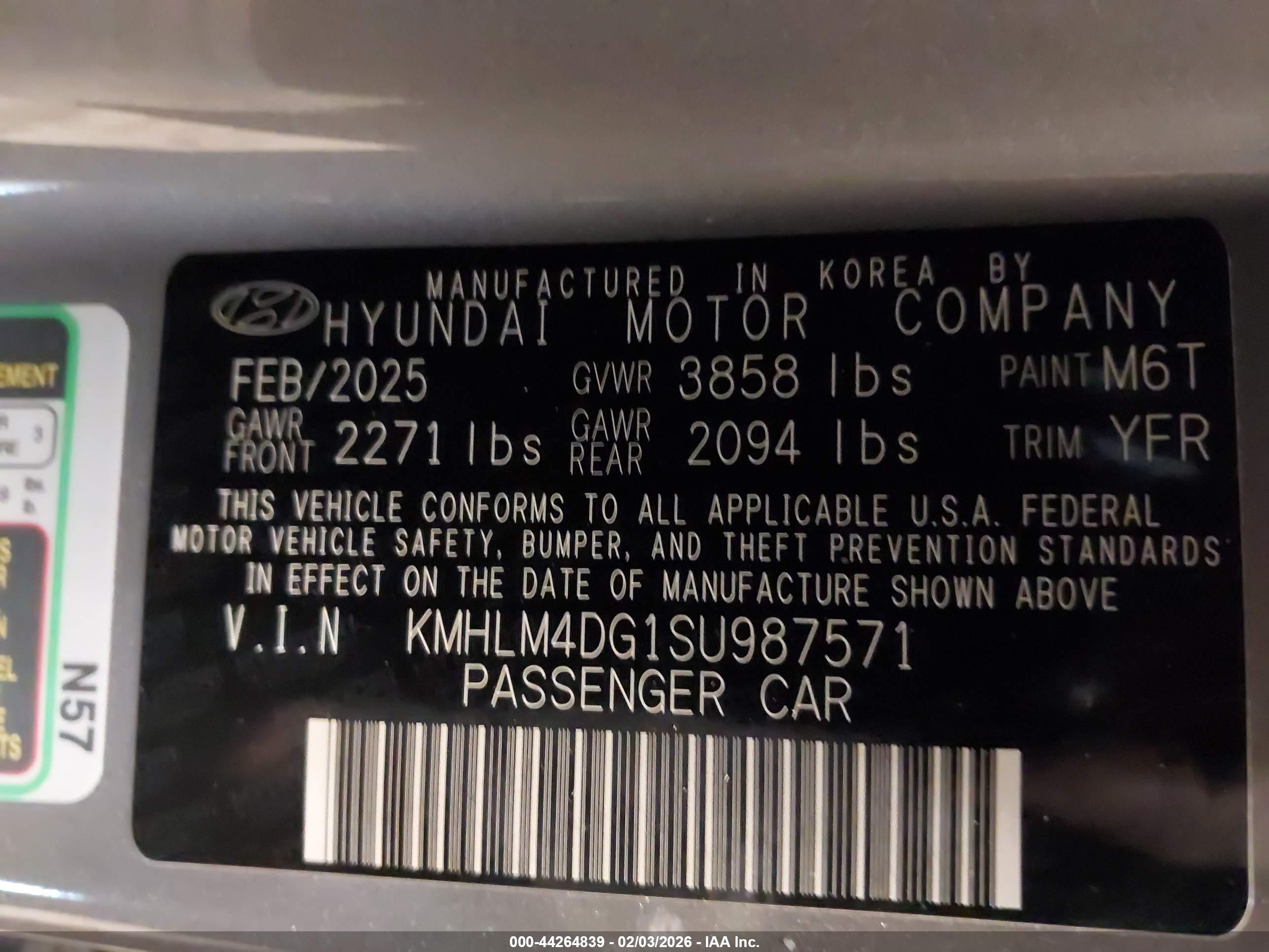 HYUNDAI ELANTRA image 9