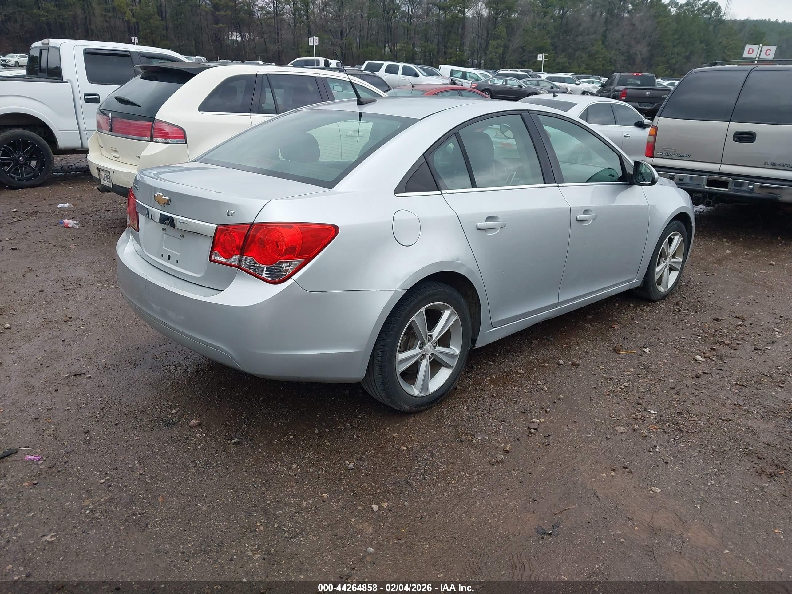 CHEVROLET CRUZE image 4