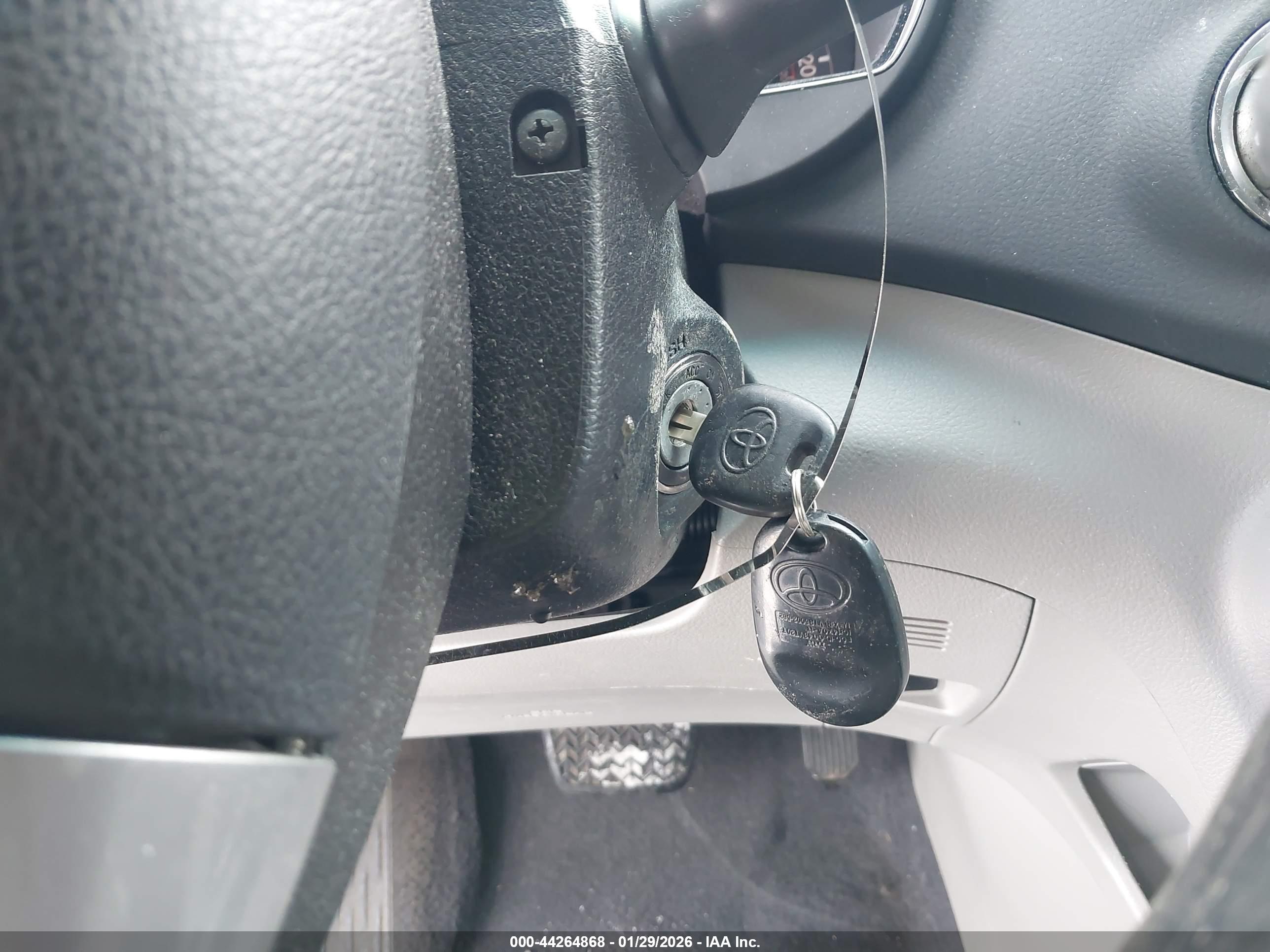 TOYOTA HIGHLANDER image 11