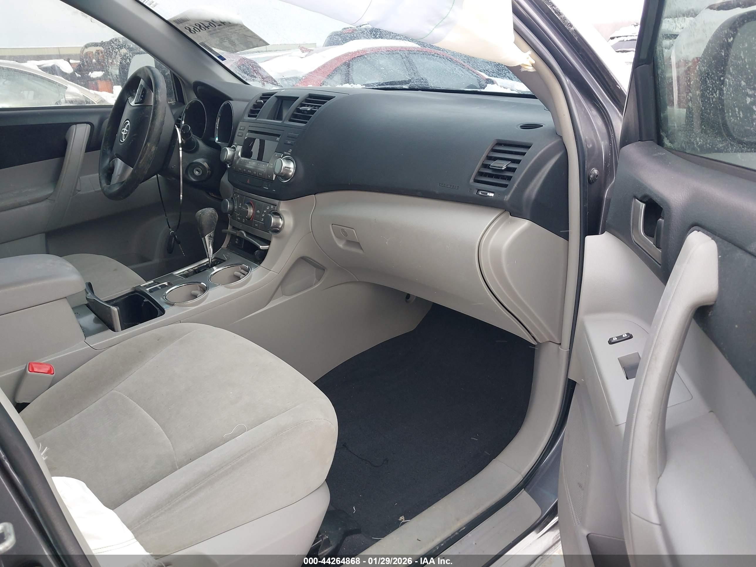 TOYOTA HIGHLANDER image 5