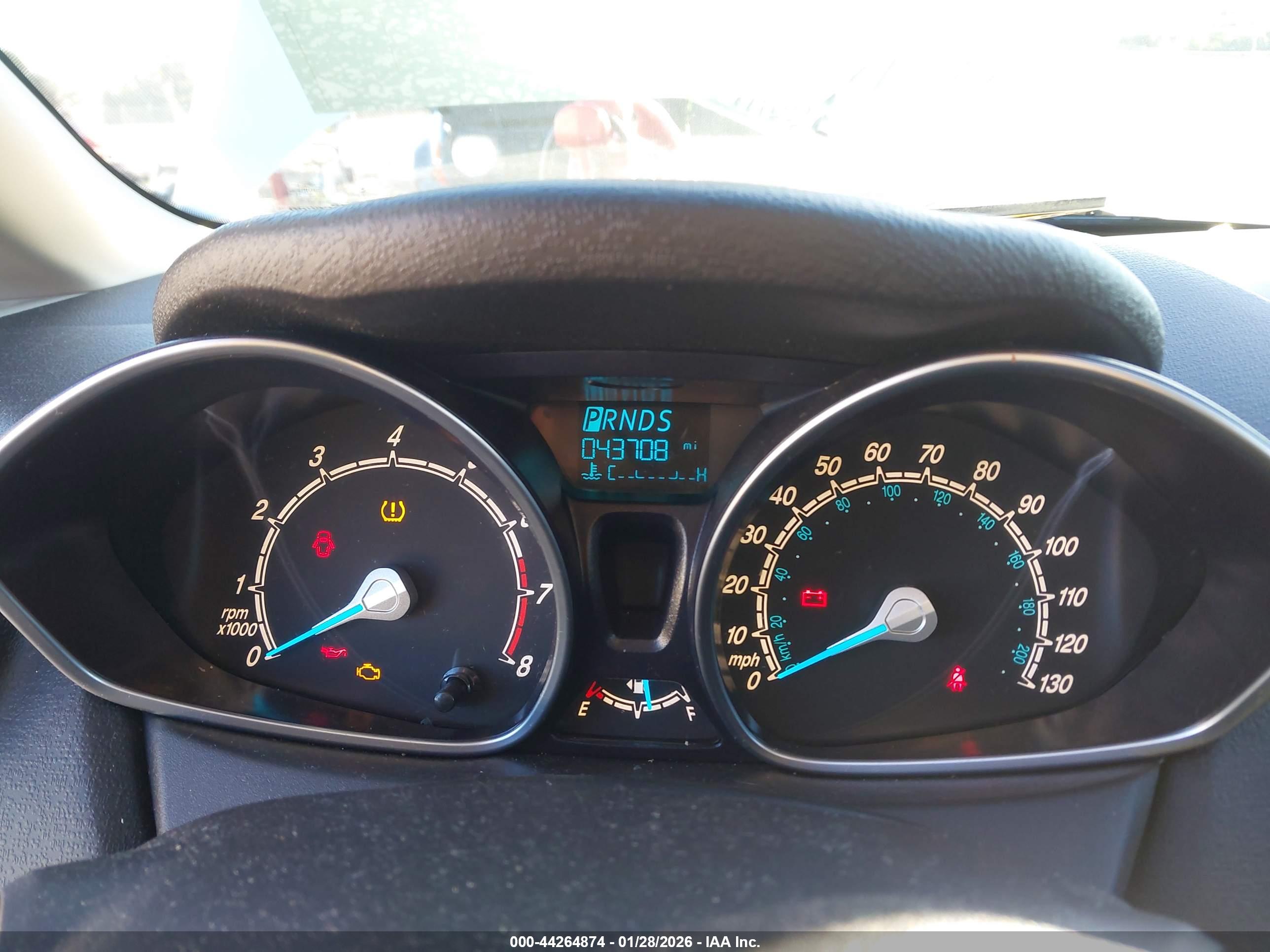 FORD FIESTA image 7