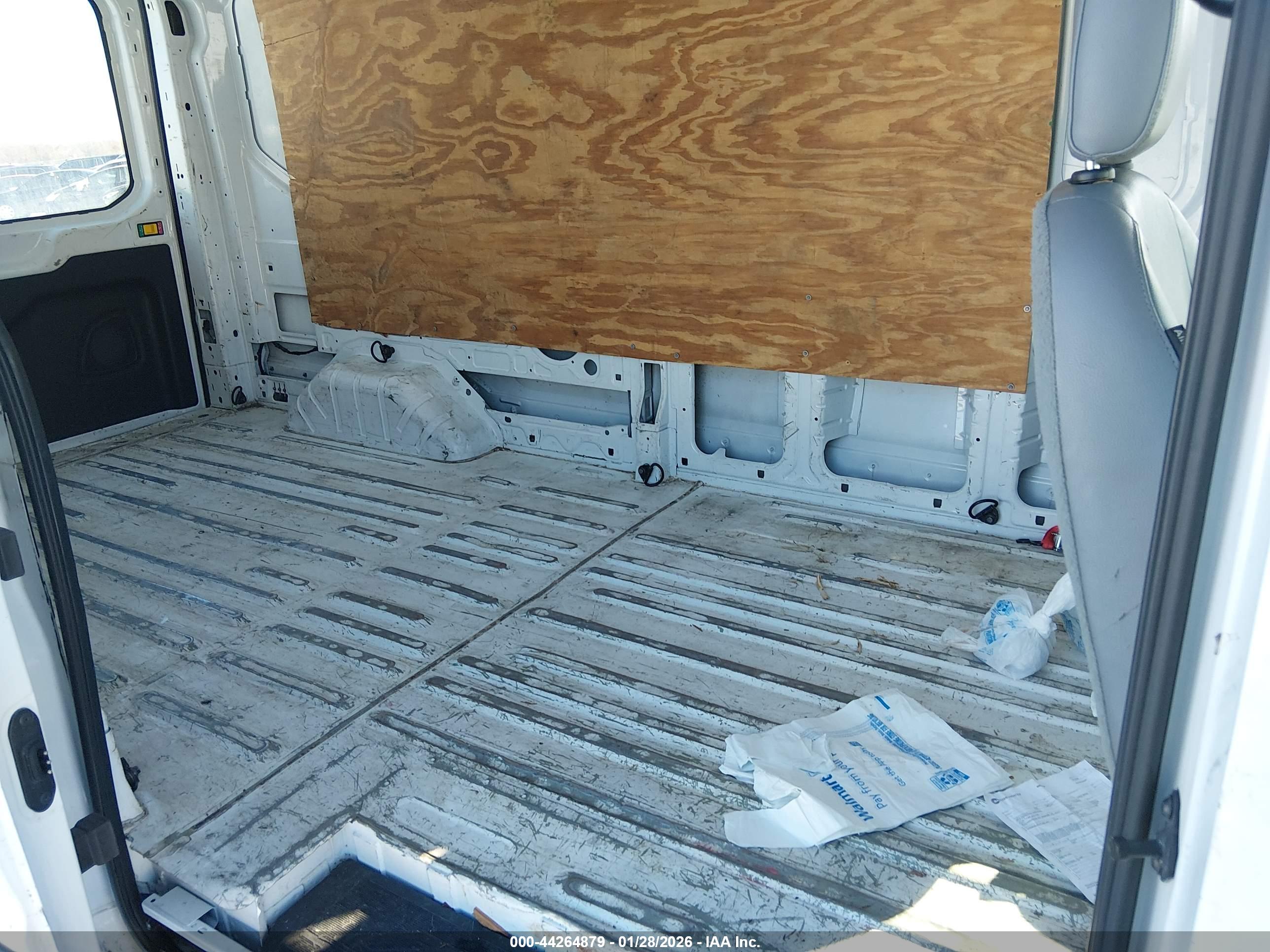 FORD TRANSIT-250 image 8