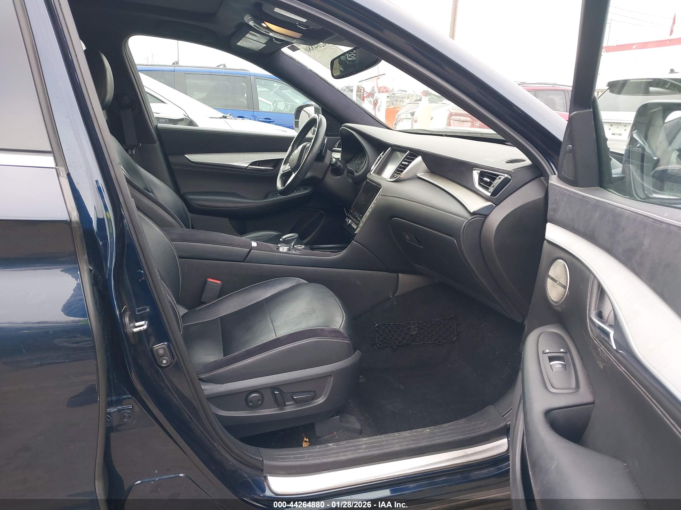 INFINITI QX50 image 5