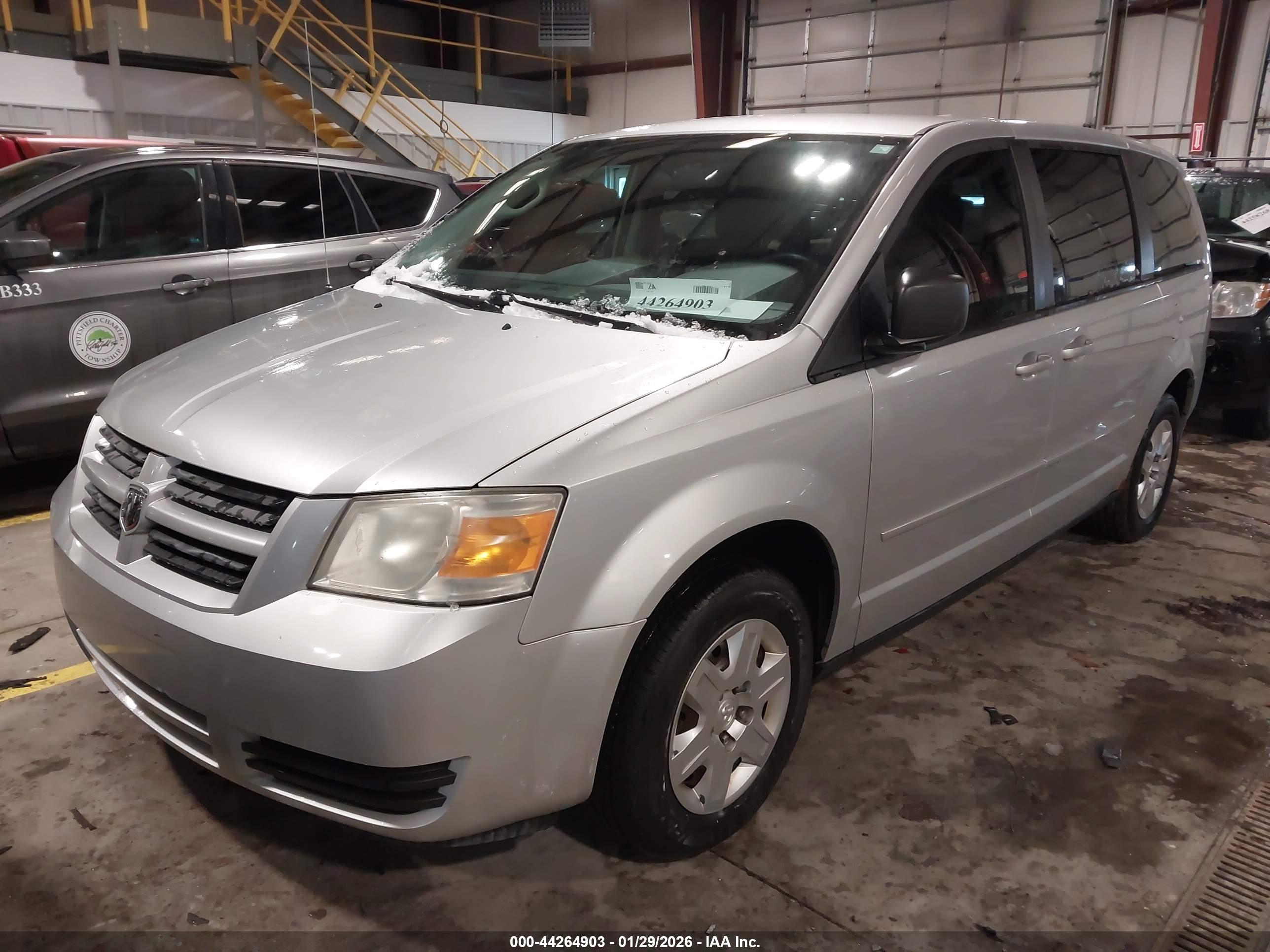 DODGE GRAND image 2