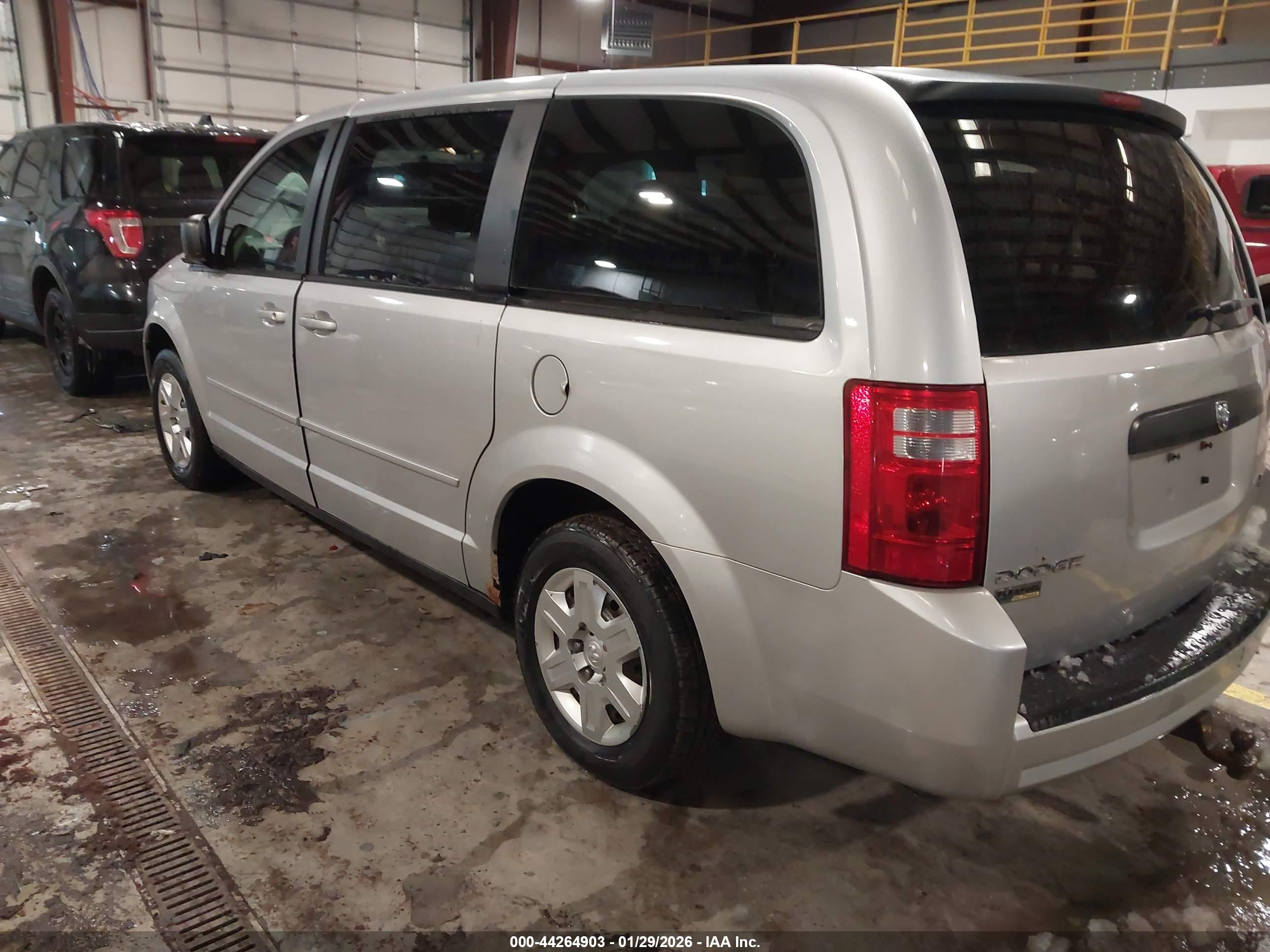 DODGE GRAND image 3
