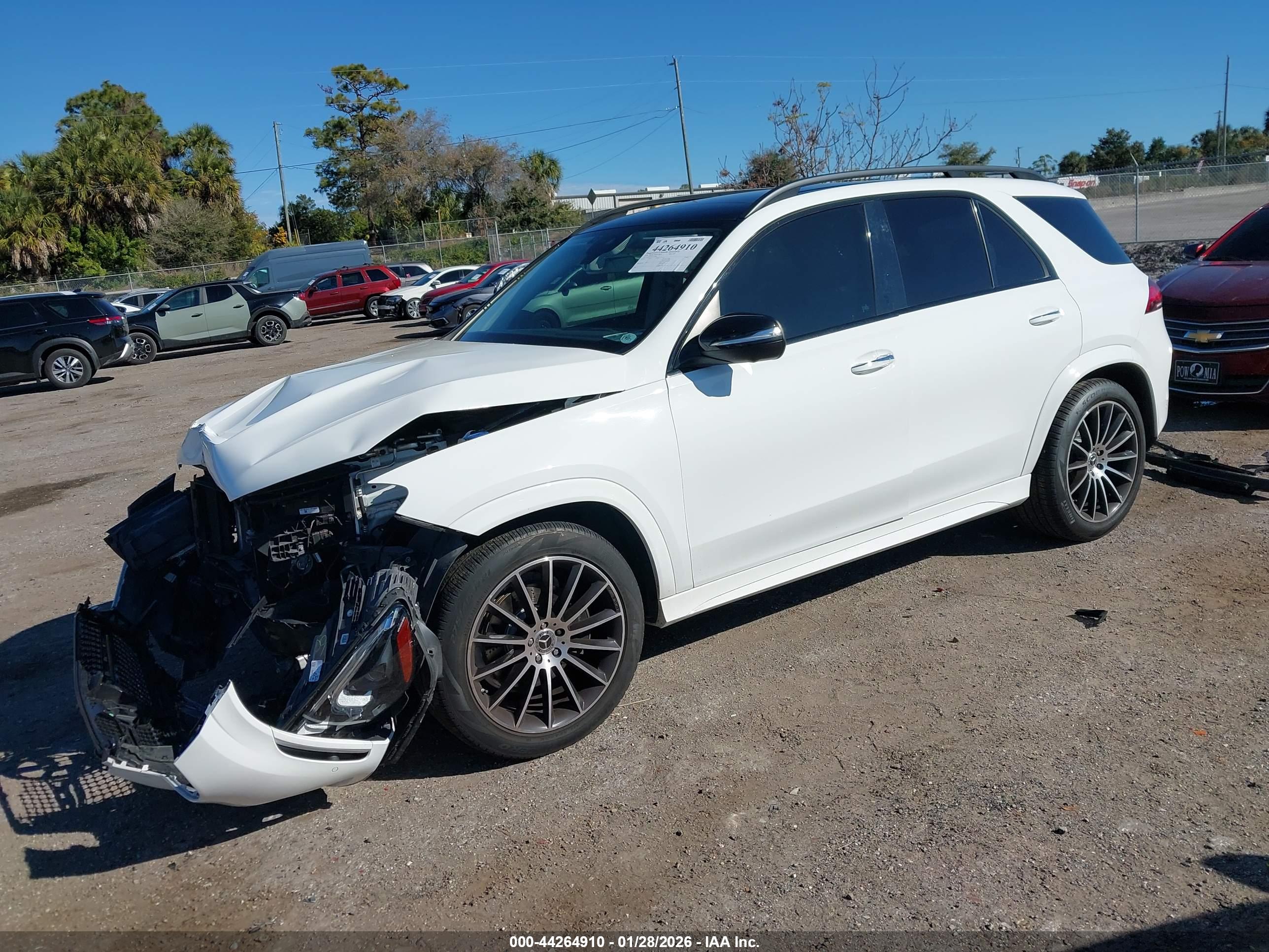 MERCEDES-BENZ GLE image 2