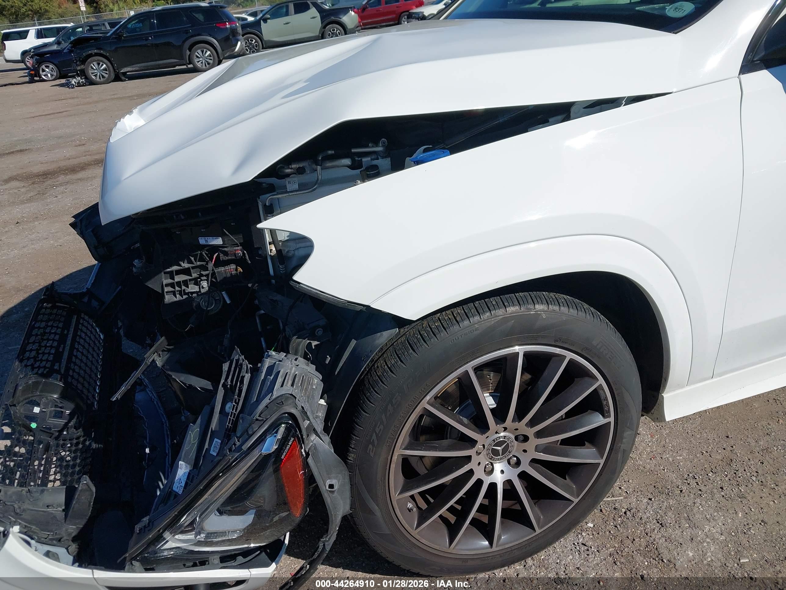 MERCEDES-BENZ GLE image 6